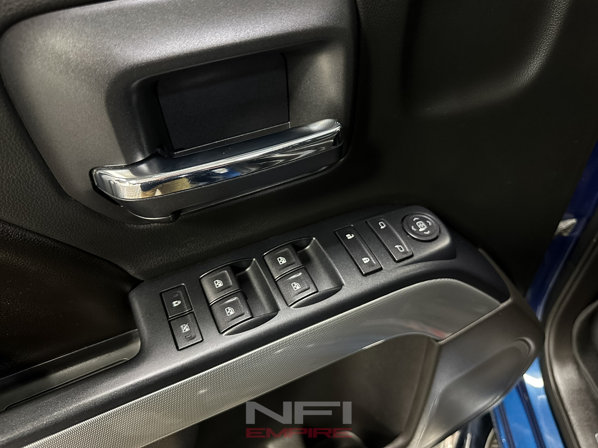 2016 Chevrolet Silverado 1500 Double Cab 34
