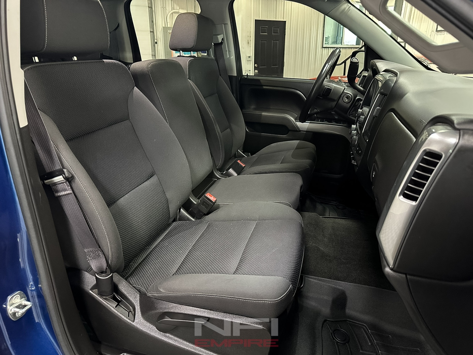 2016 Chevrolet Silverado 1500 Double Cab 36