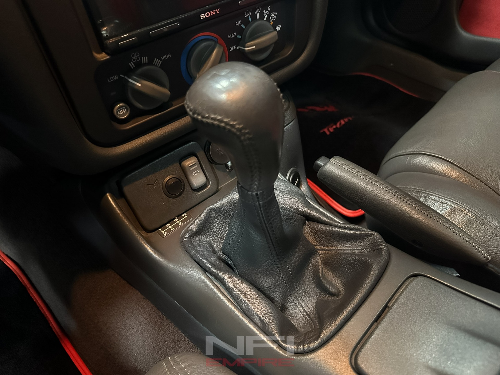 1999 Pontiac Firebird 30