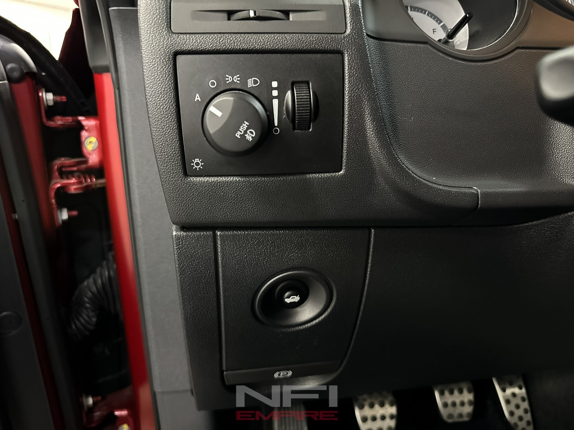 2010 Dodge Challenger 30