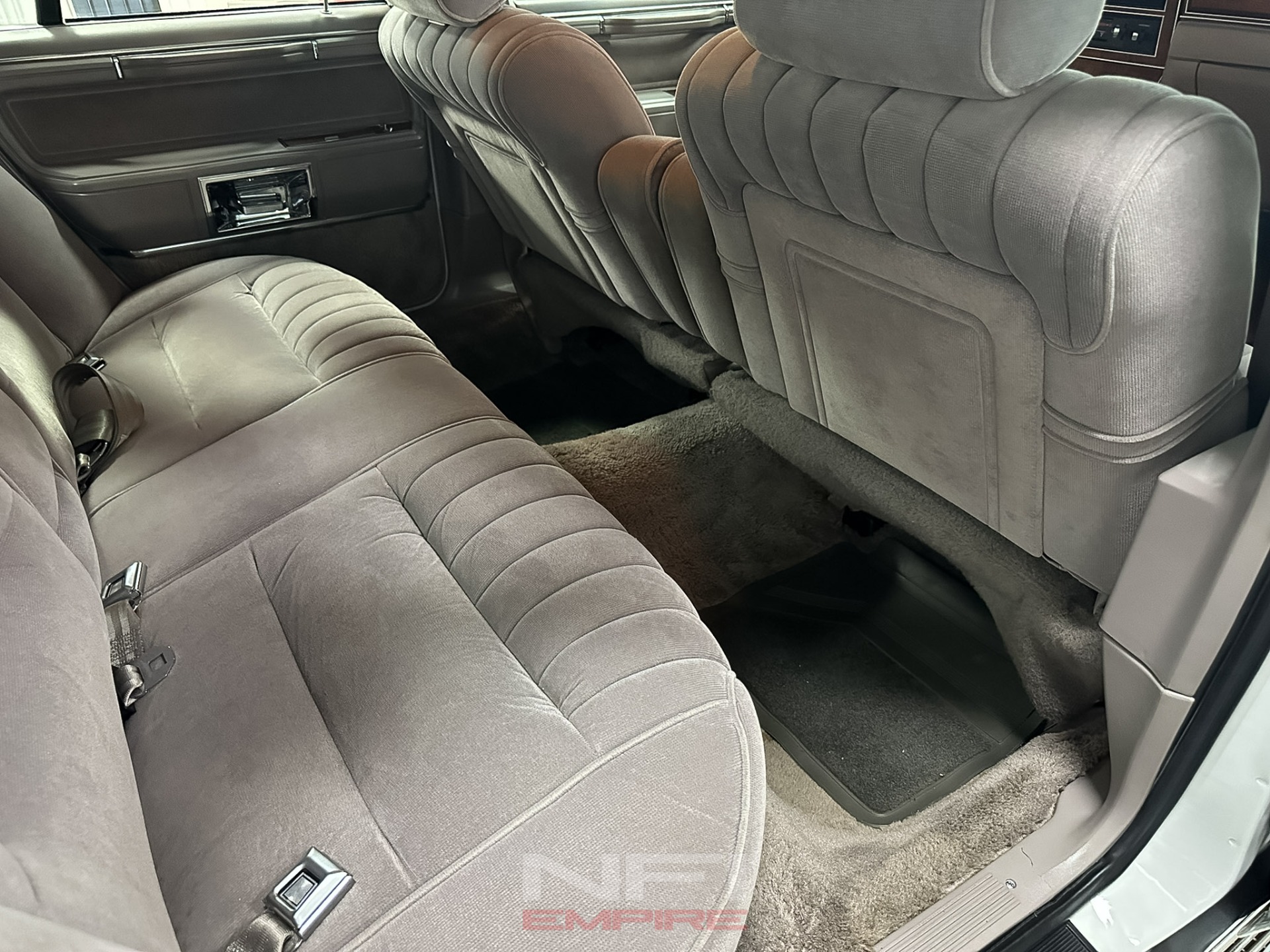 1989 Lincoln Town Car 39