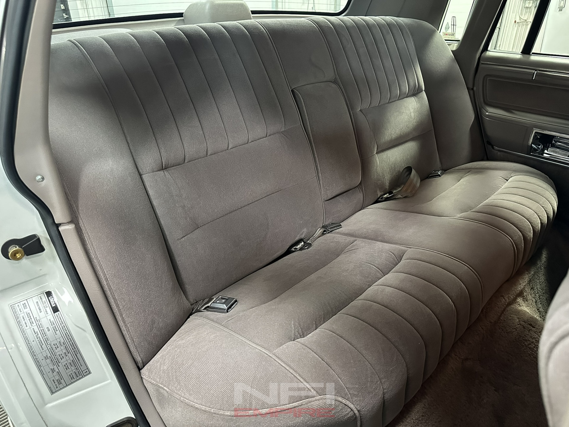 1989 Lincoln Town Car 40