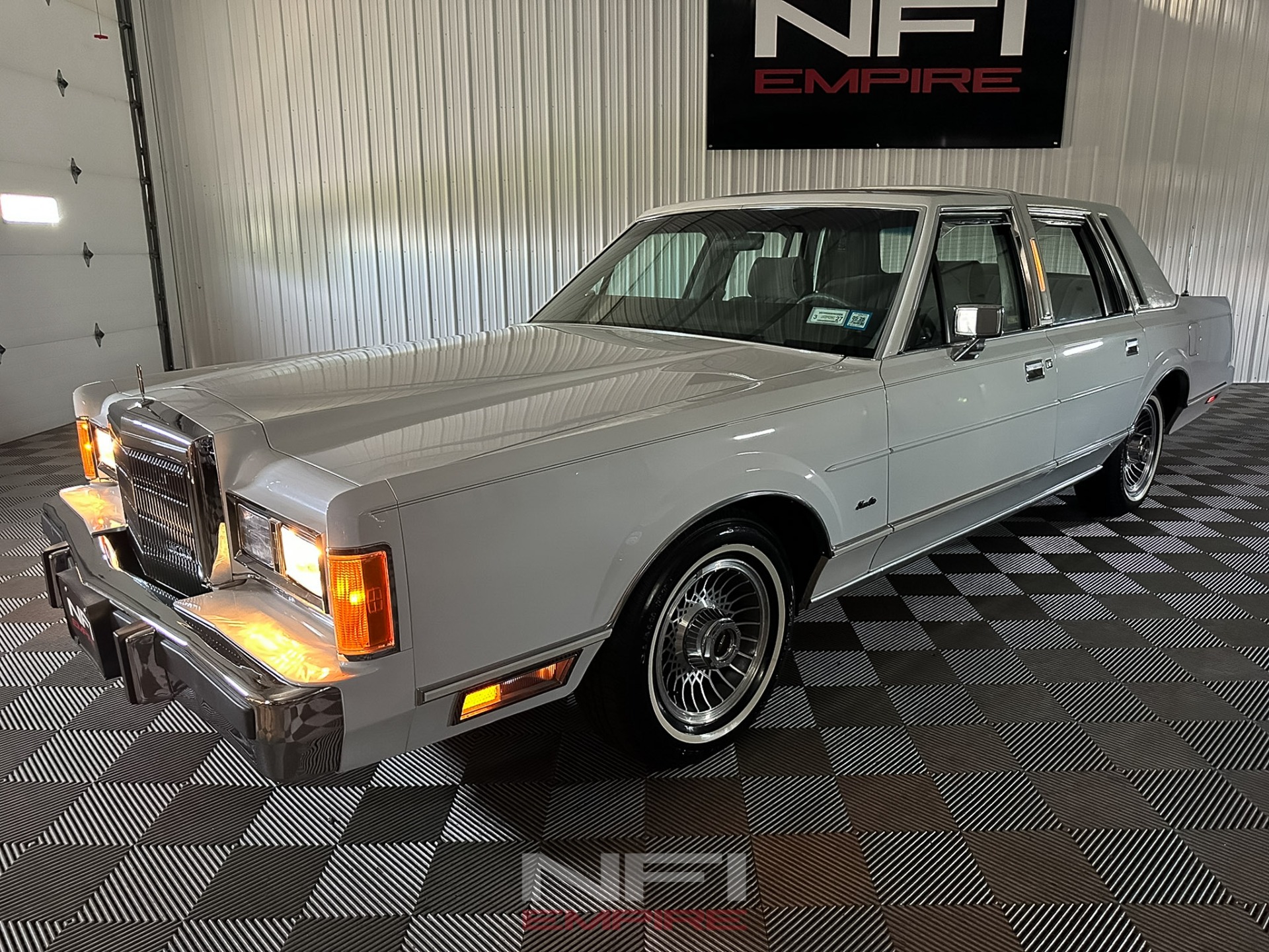 1989 Lincoln Town Car 55