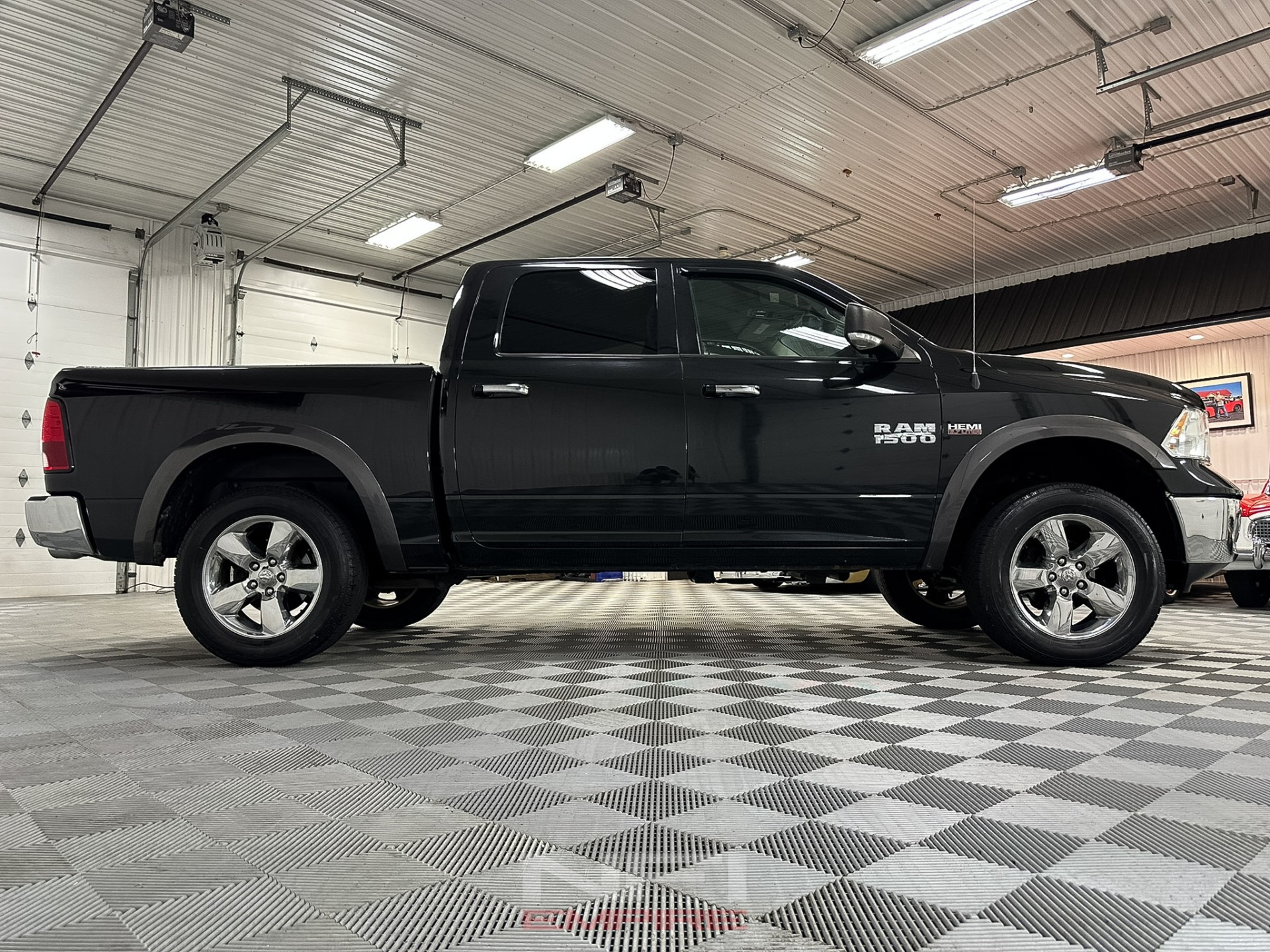 2015 Ram 1500 Crew Cab 17