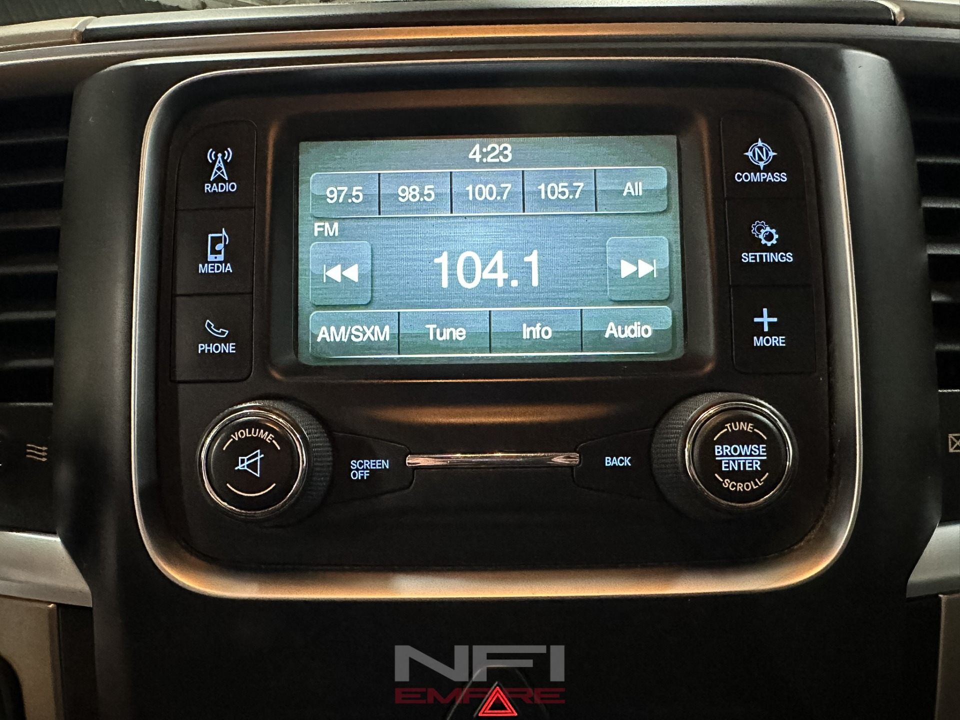 2015 Ram 1500 Crew Cab 27
