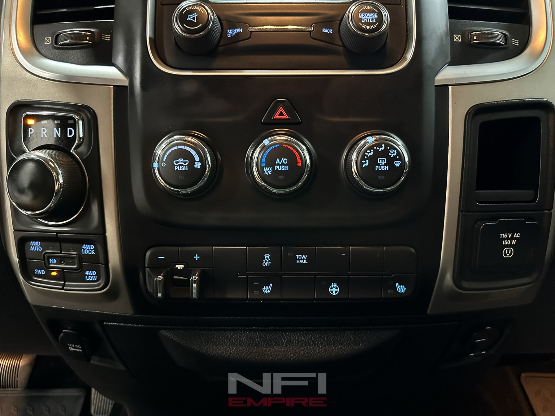 2015 Ram 1500 Crew Cab 28