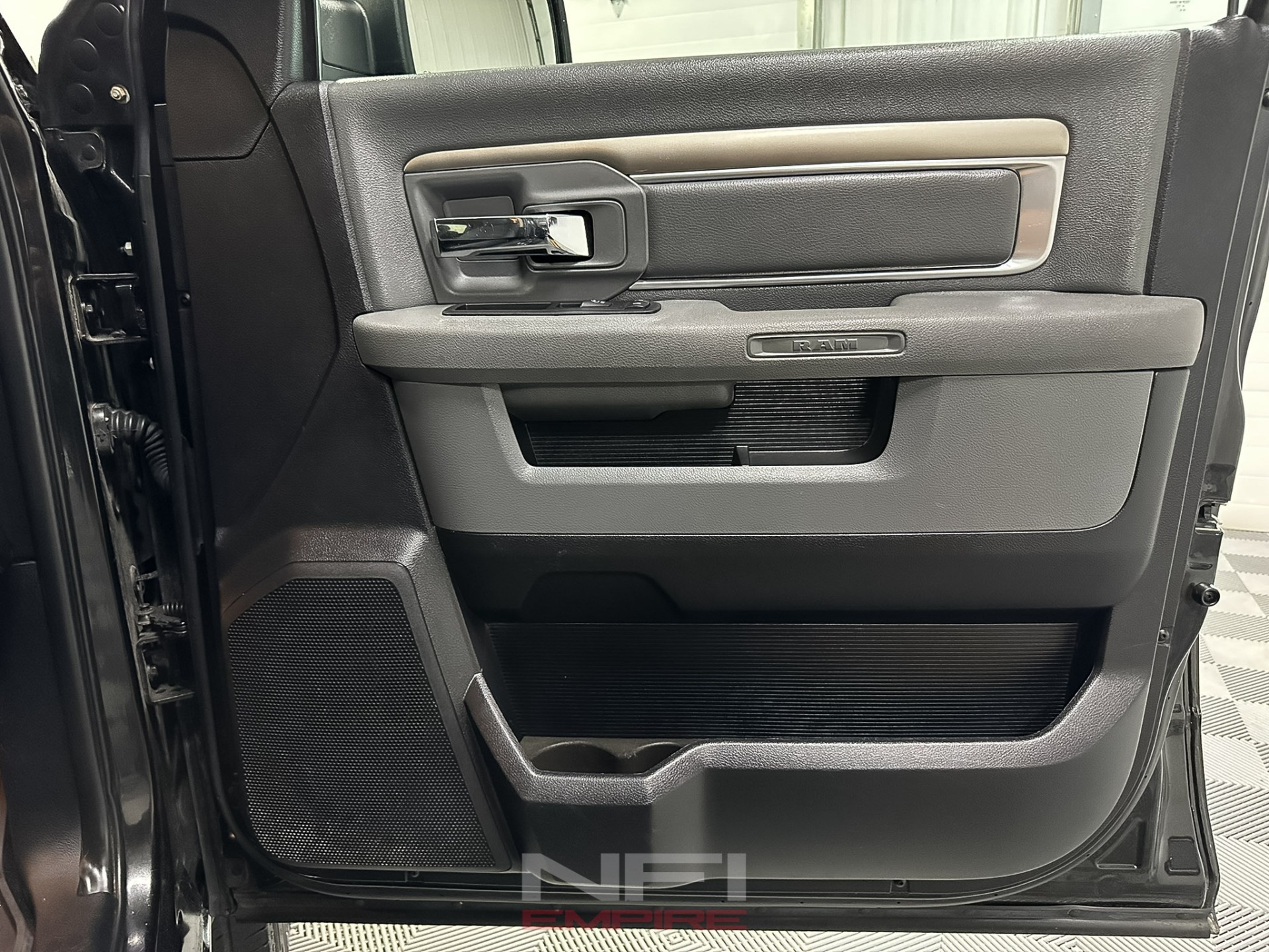 2015 Ram 1500 Crew Cab 34