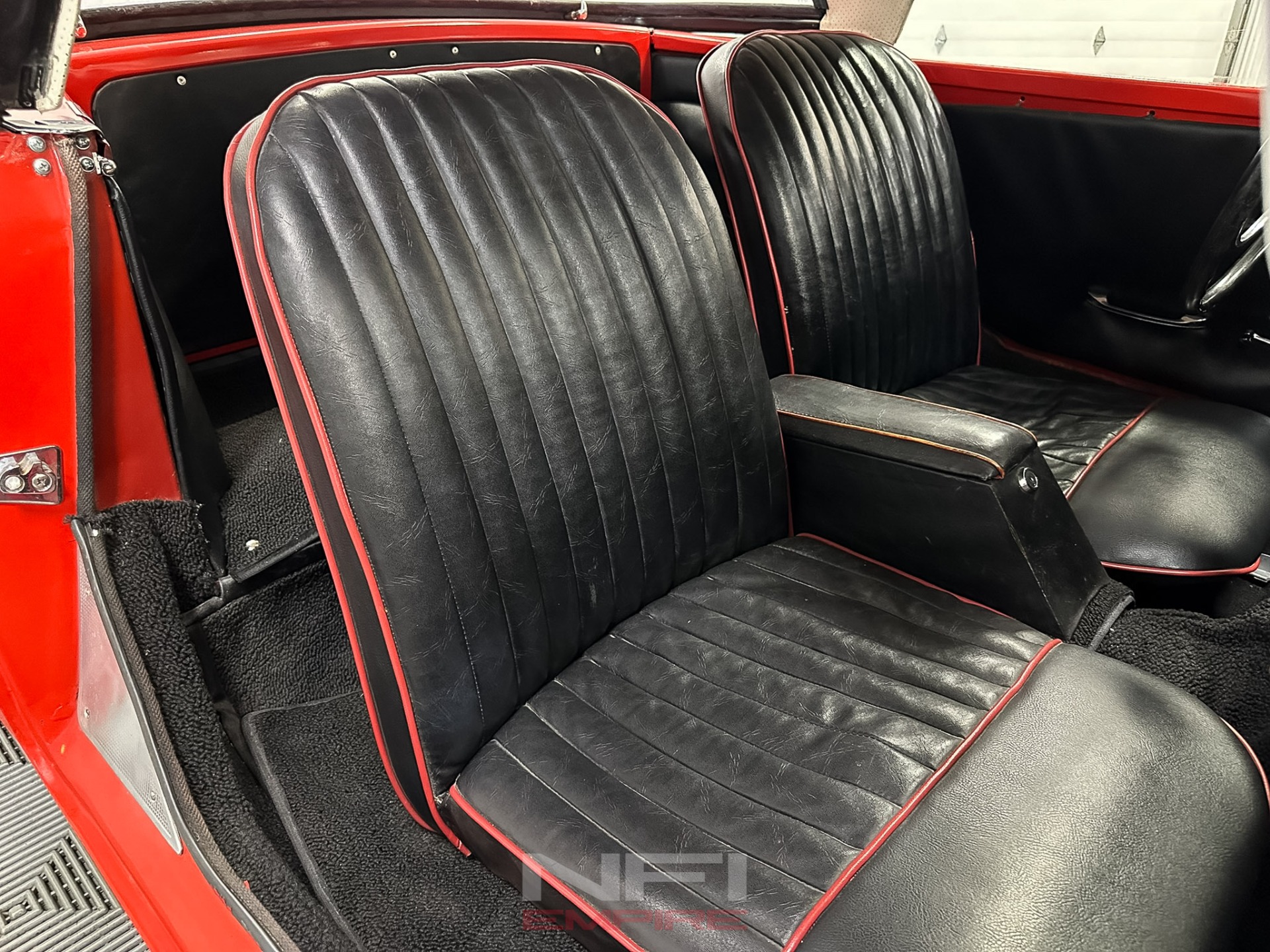 1962 Sunbeam Alpine I 32