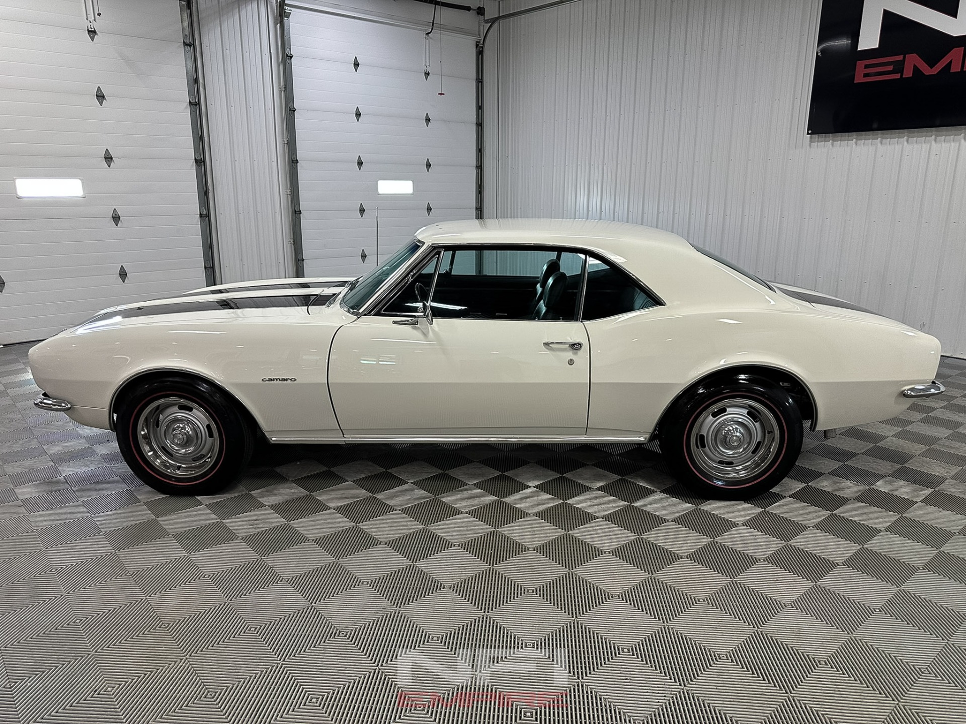 1967 Chevrolet Camaro 2