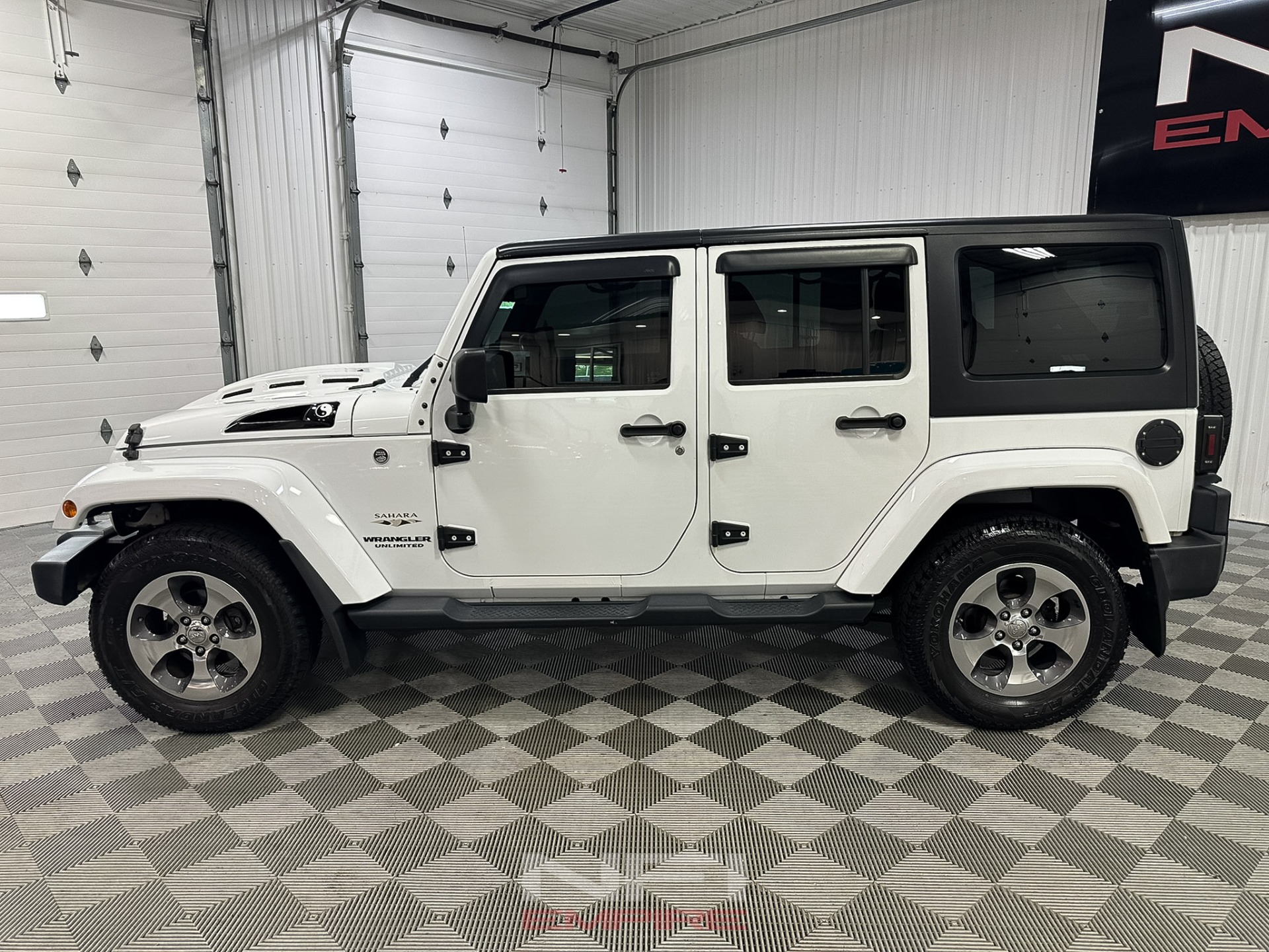 2017 Jeep Wrangler Unlimited 2