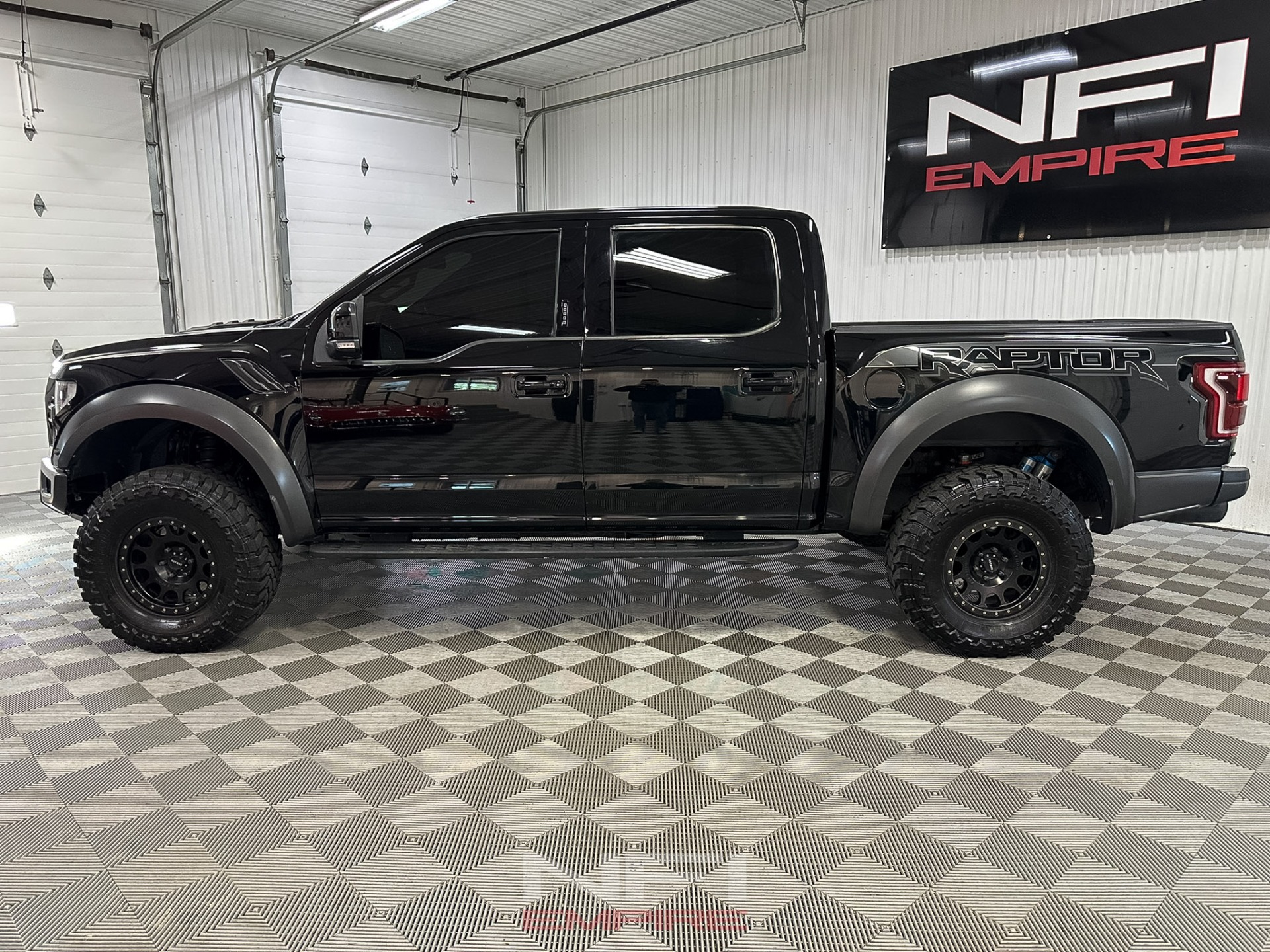 2018 Ford F150 SuperCrew Cab 2