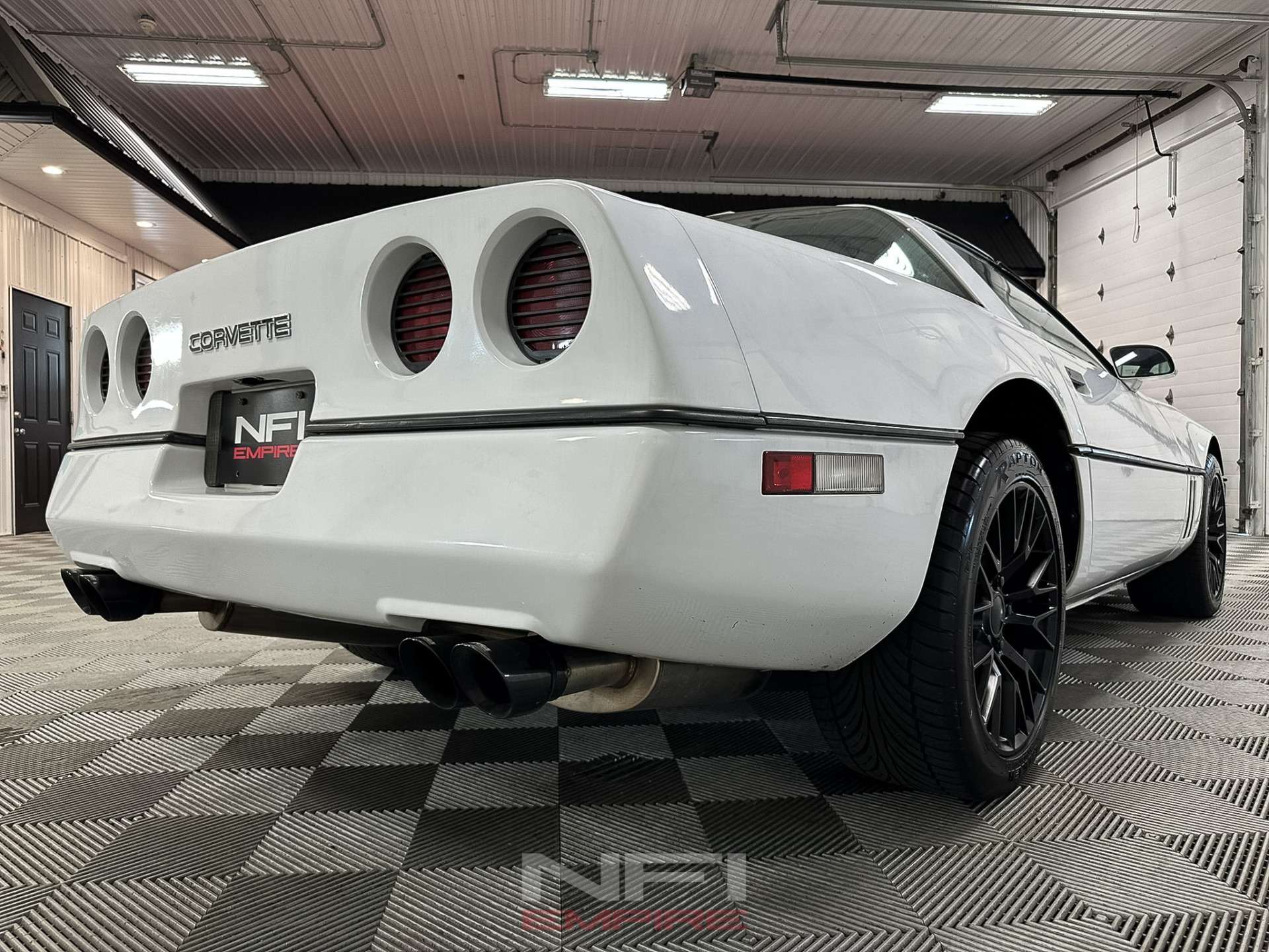 1989 Chevrolet Corvette 19
