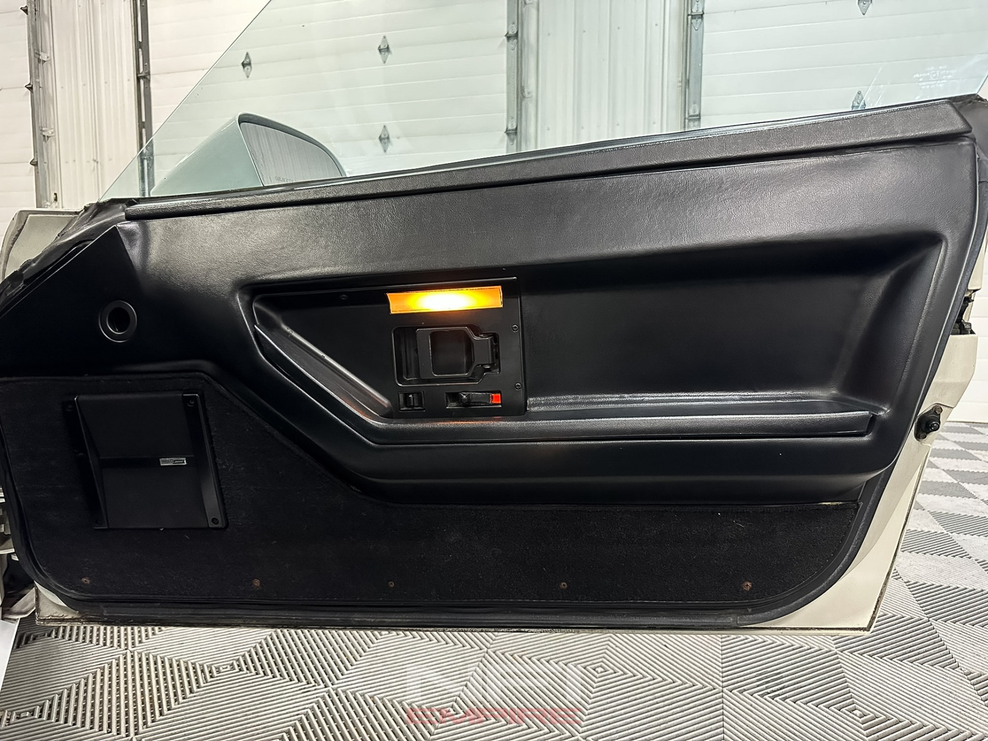 1989 Chevrolet Corvette 36