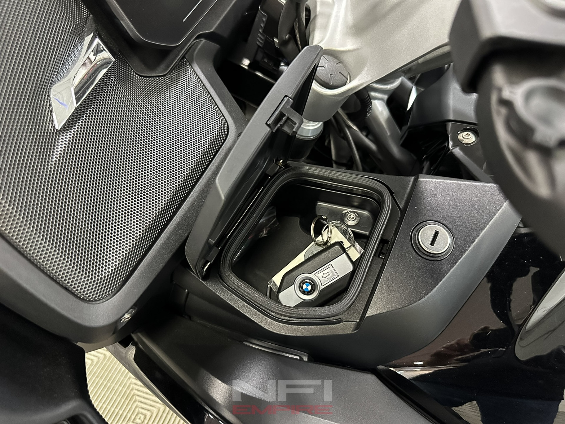 2024 BMW R1250RT 19
