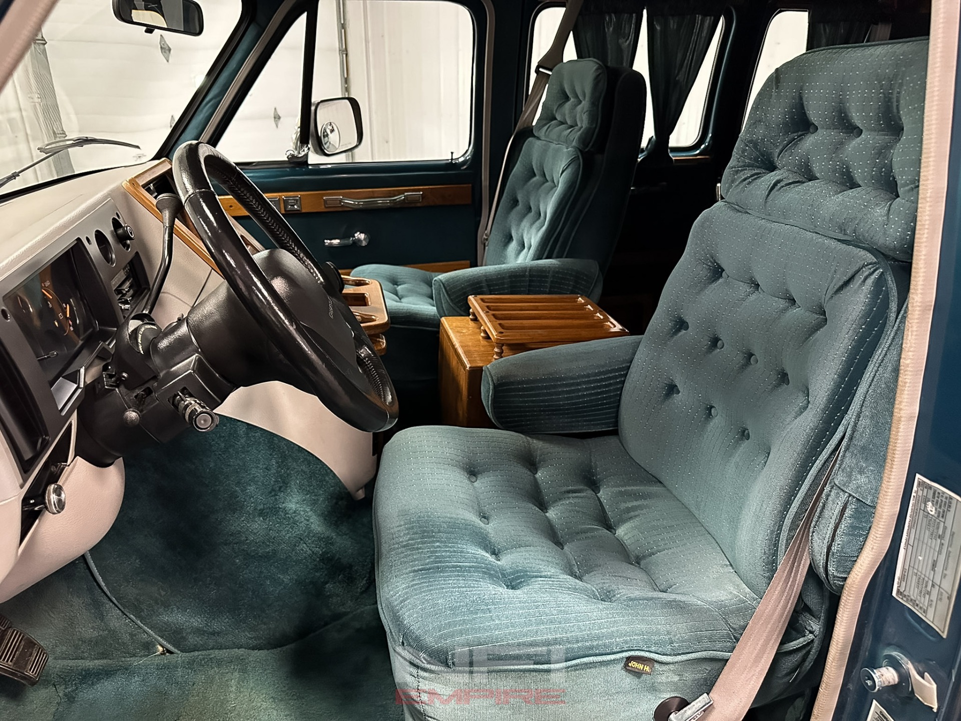 1993 Chevrolet G-Series G20 24