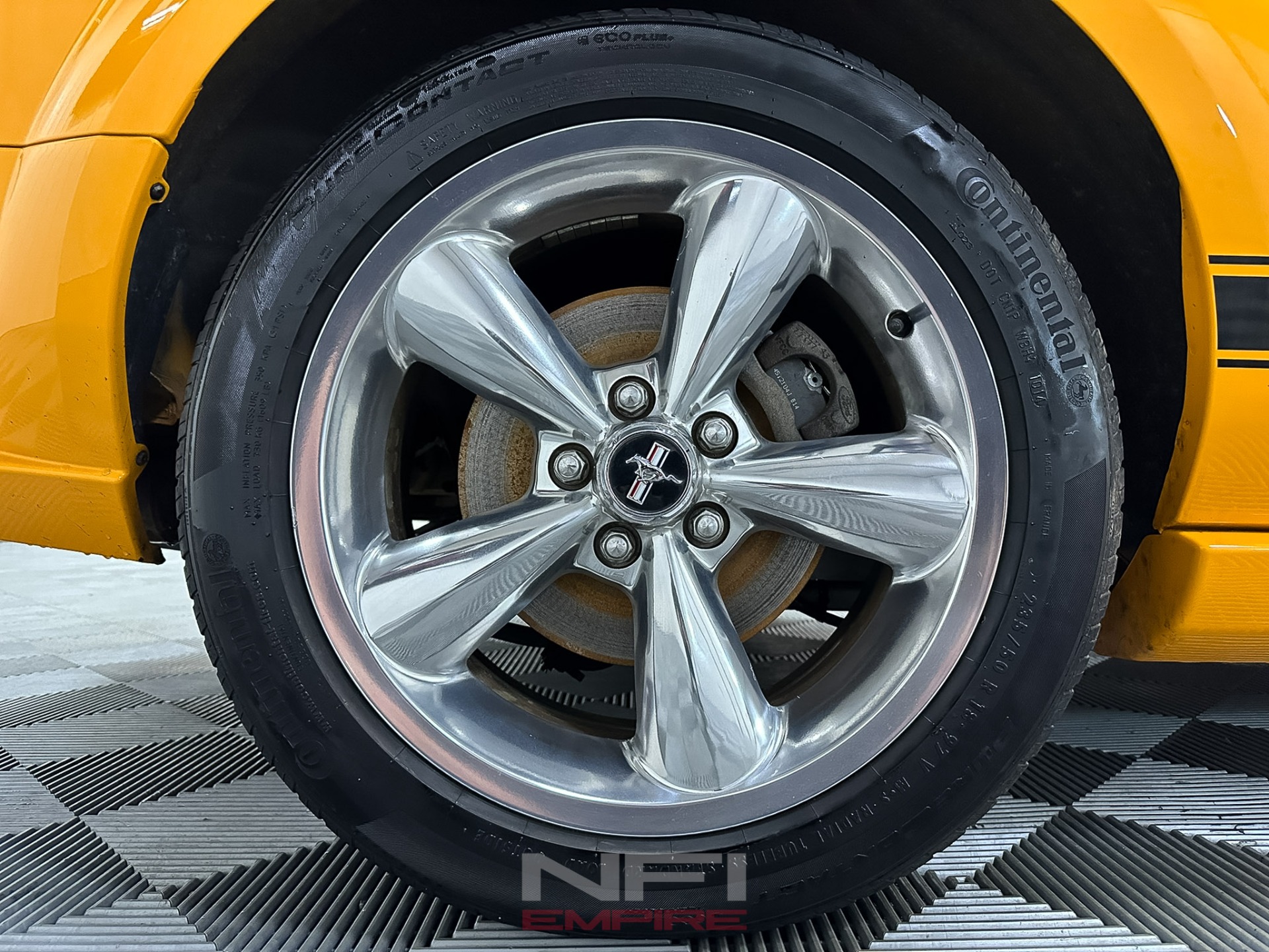 2007 Ford Mustang 18