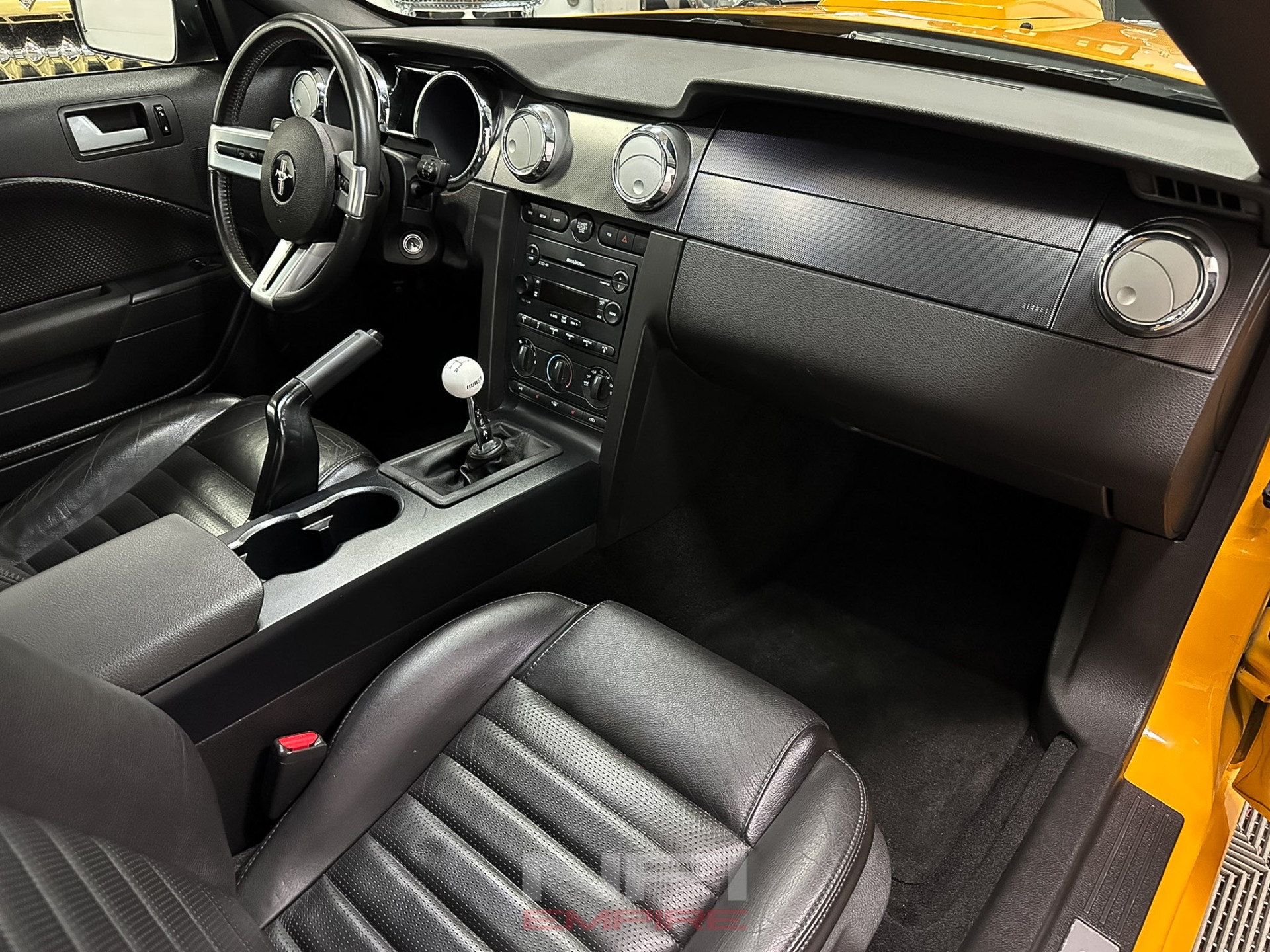 2007 Ford Mustang 34