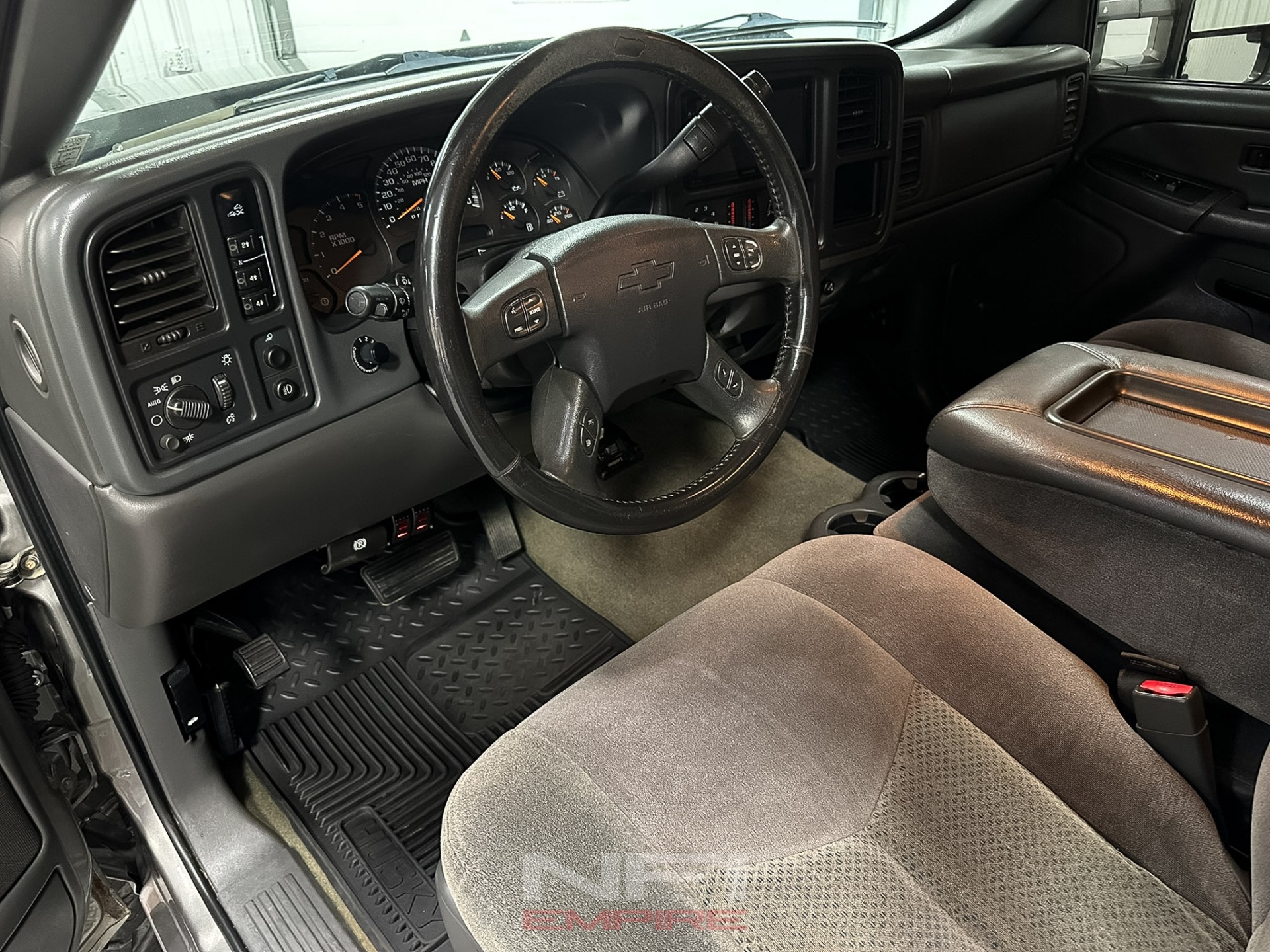 2006 Chevrolet Silverado 2500 HD Crew Cab 23