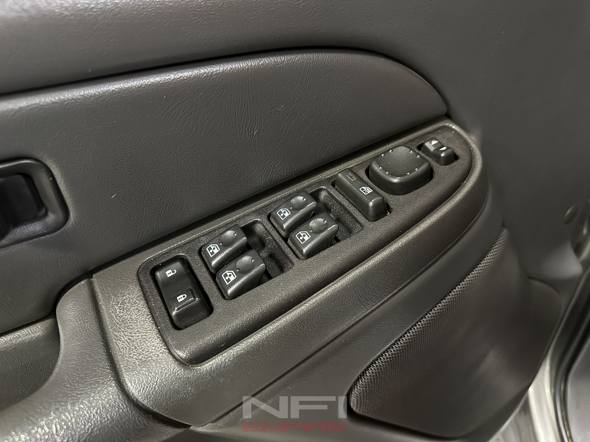 2006 Chevrolet Silverado 2500 HD Crew Cab 34