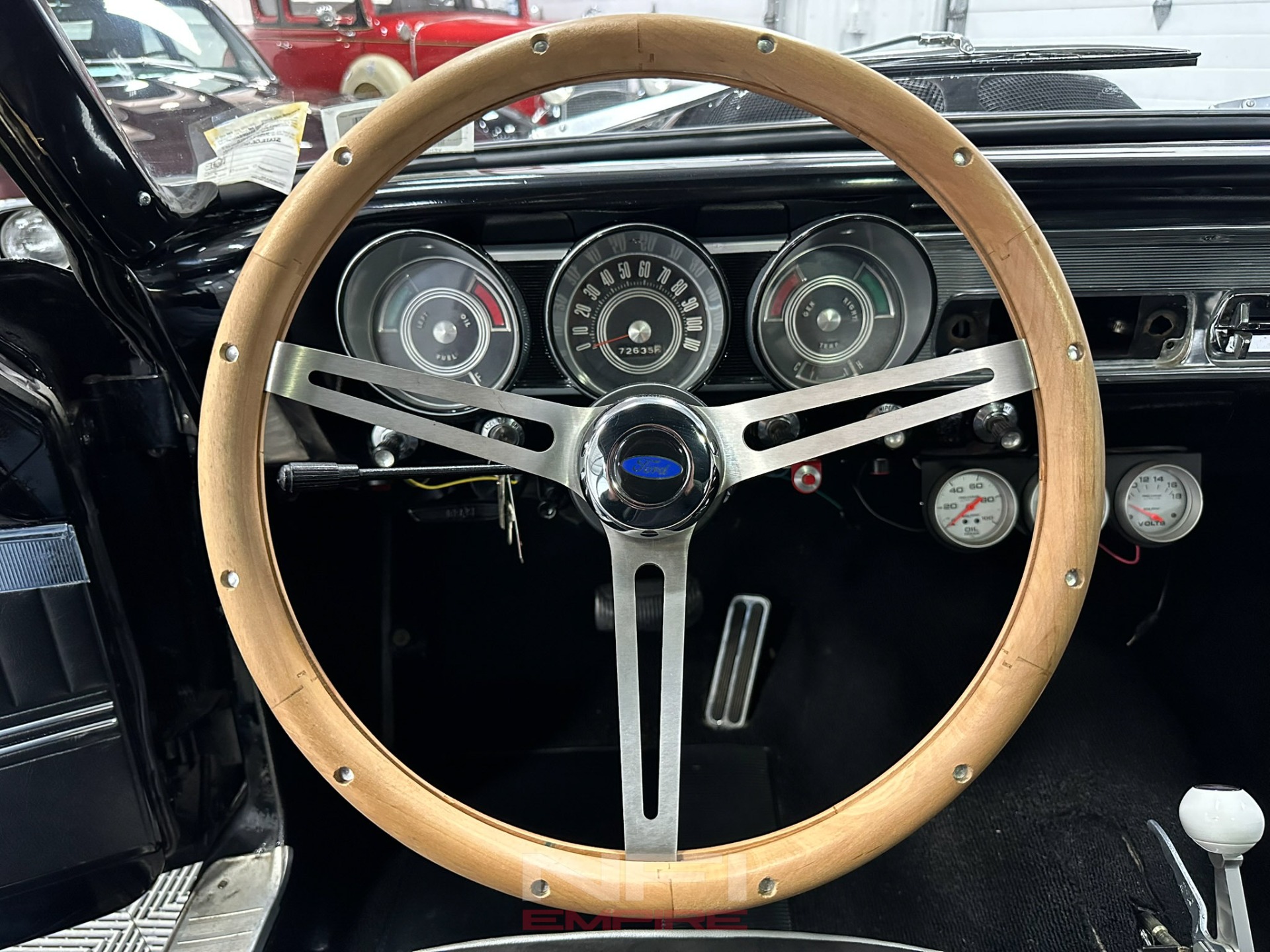 1963 Ford Fairlane 500 25