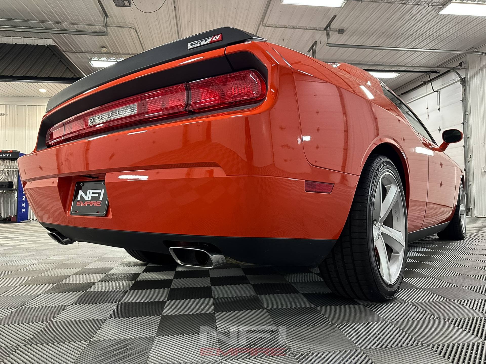 2009 Dodge Challenger 19