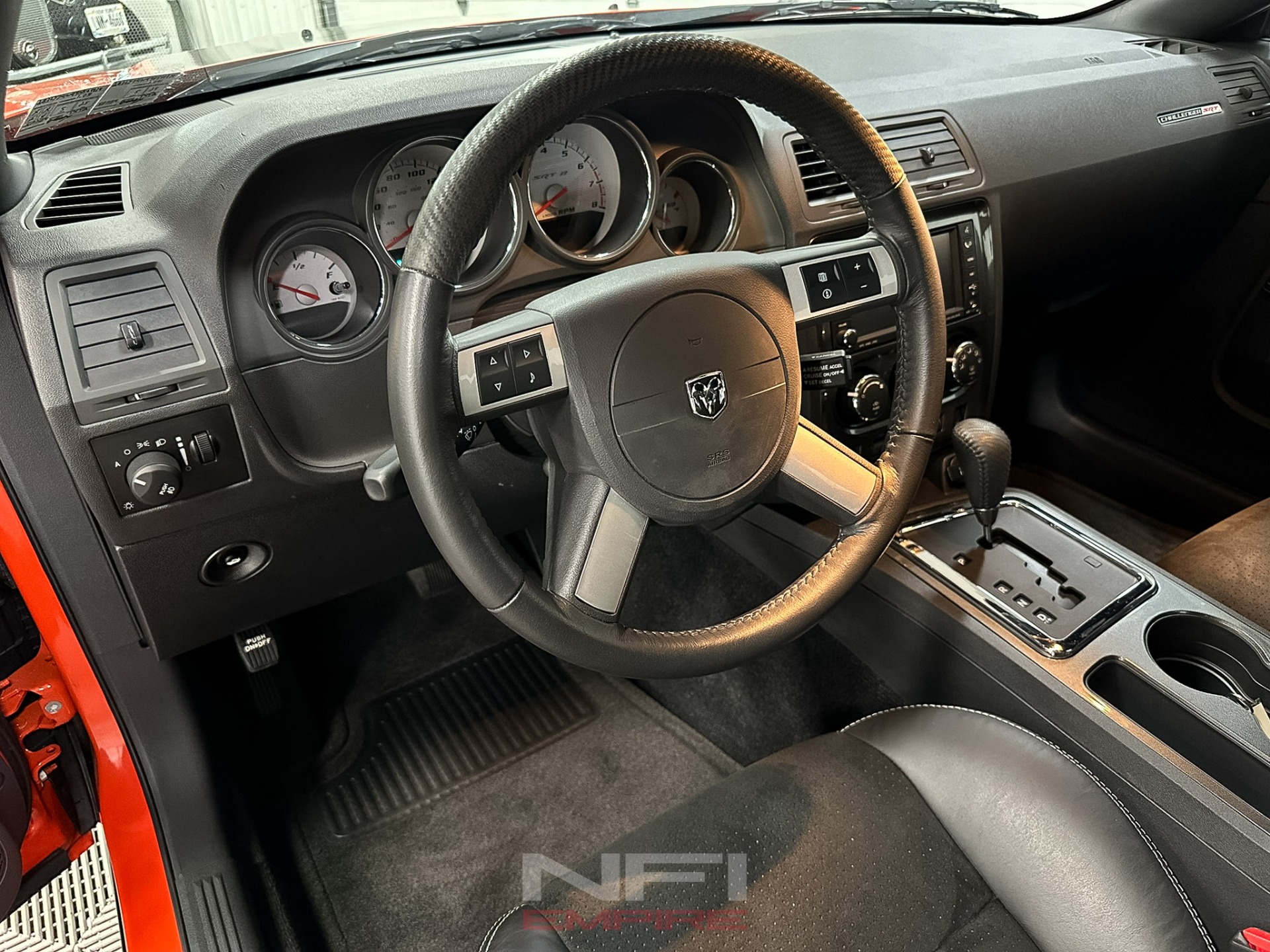 2009 Dodge Challenger 23
