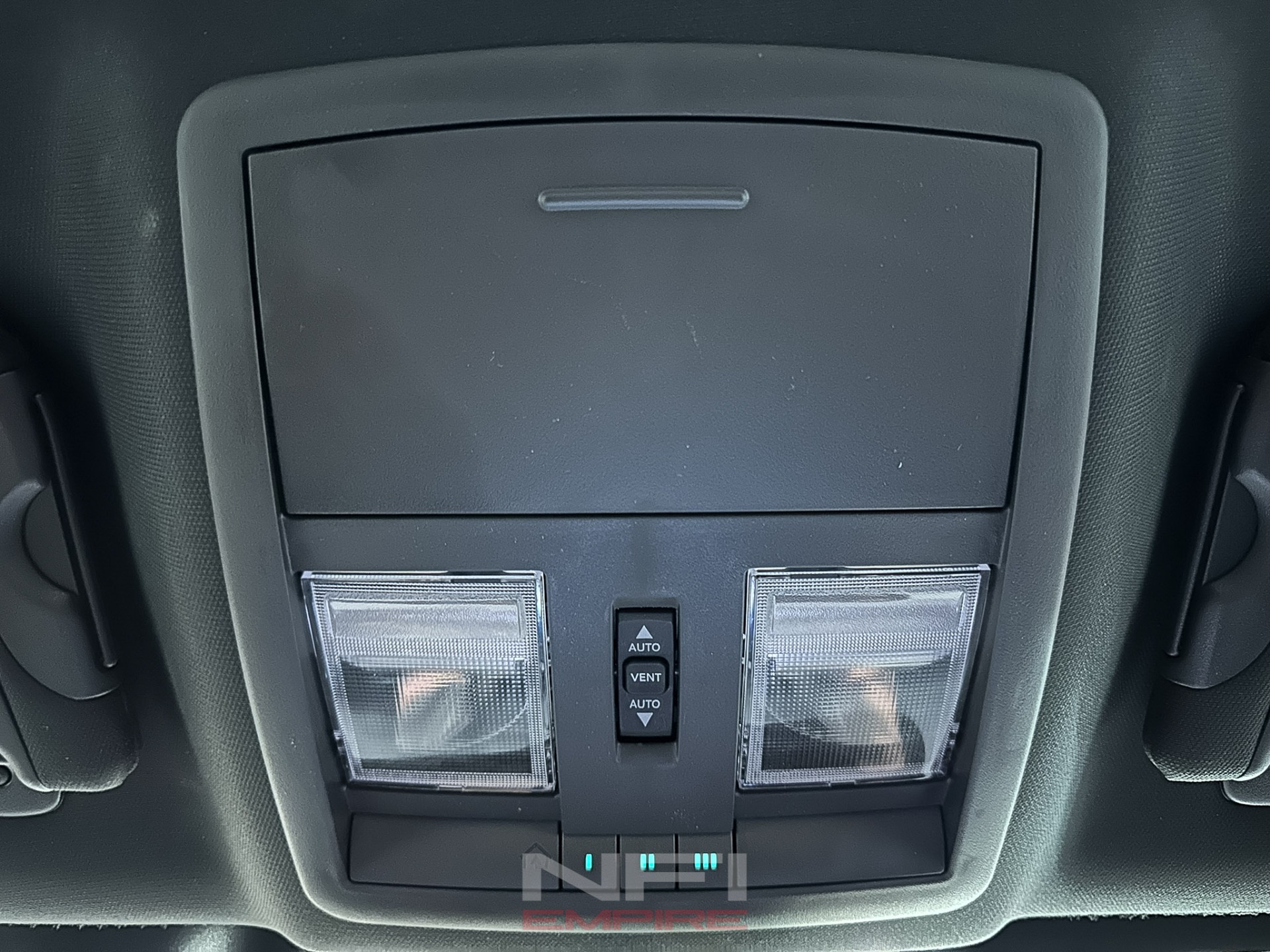 2009 Dodge Challenger 32