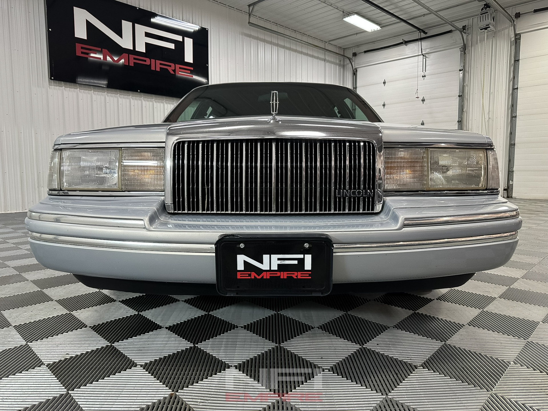 1994 Lincoln Town Car 14