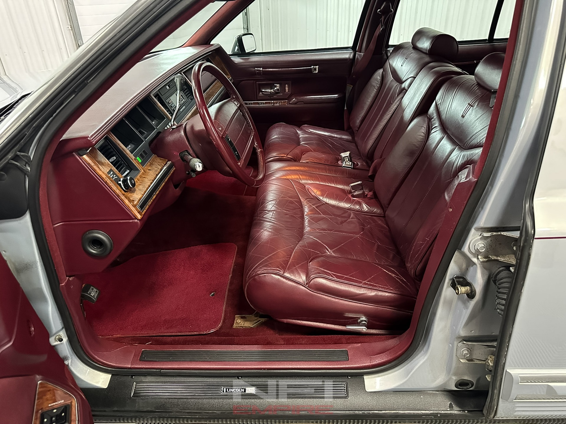 1994 Lincoln Town Car 34