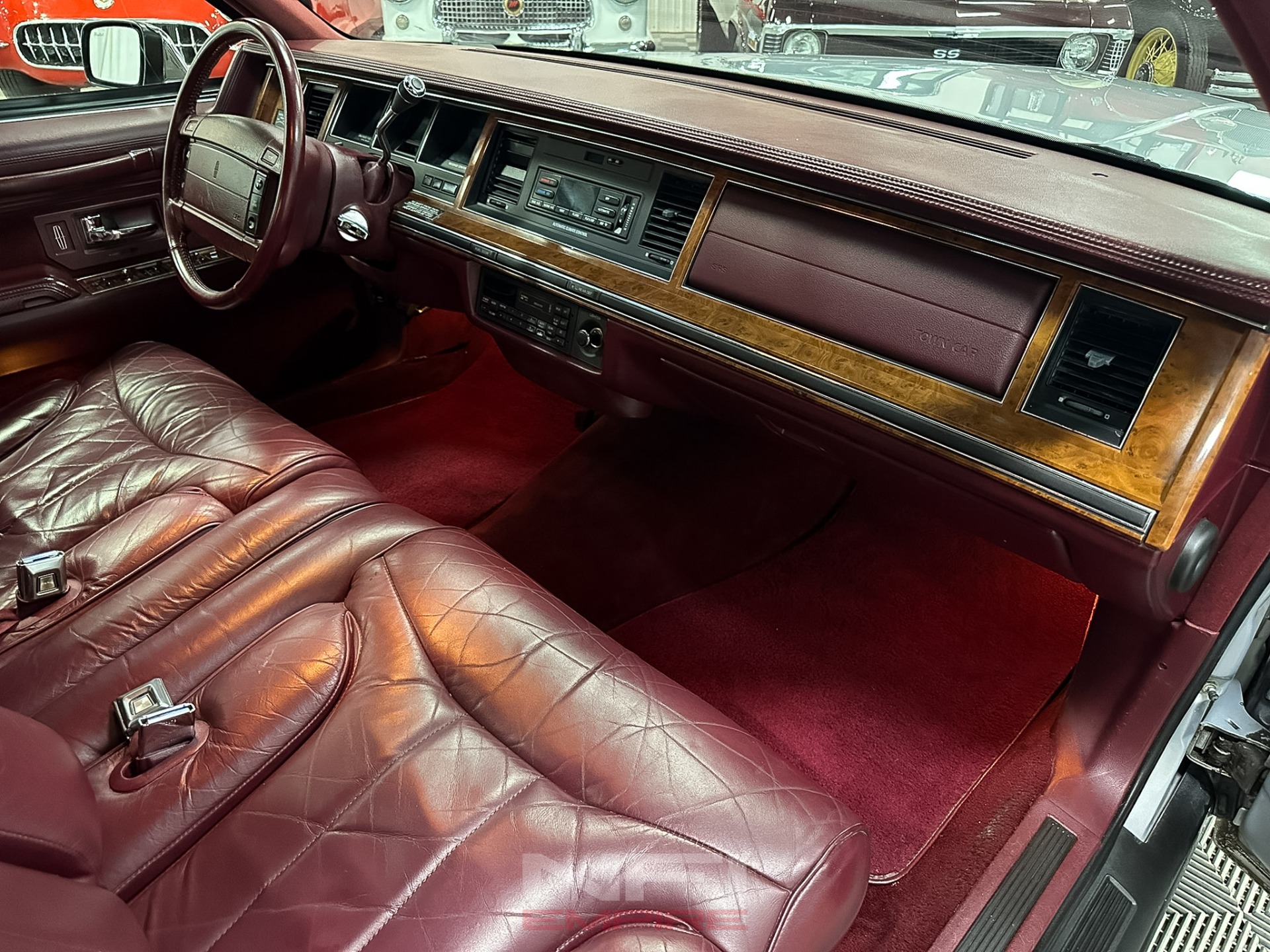 1994 Lincoln Town Car 35