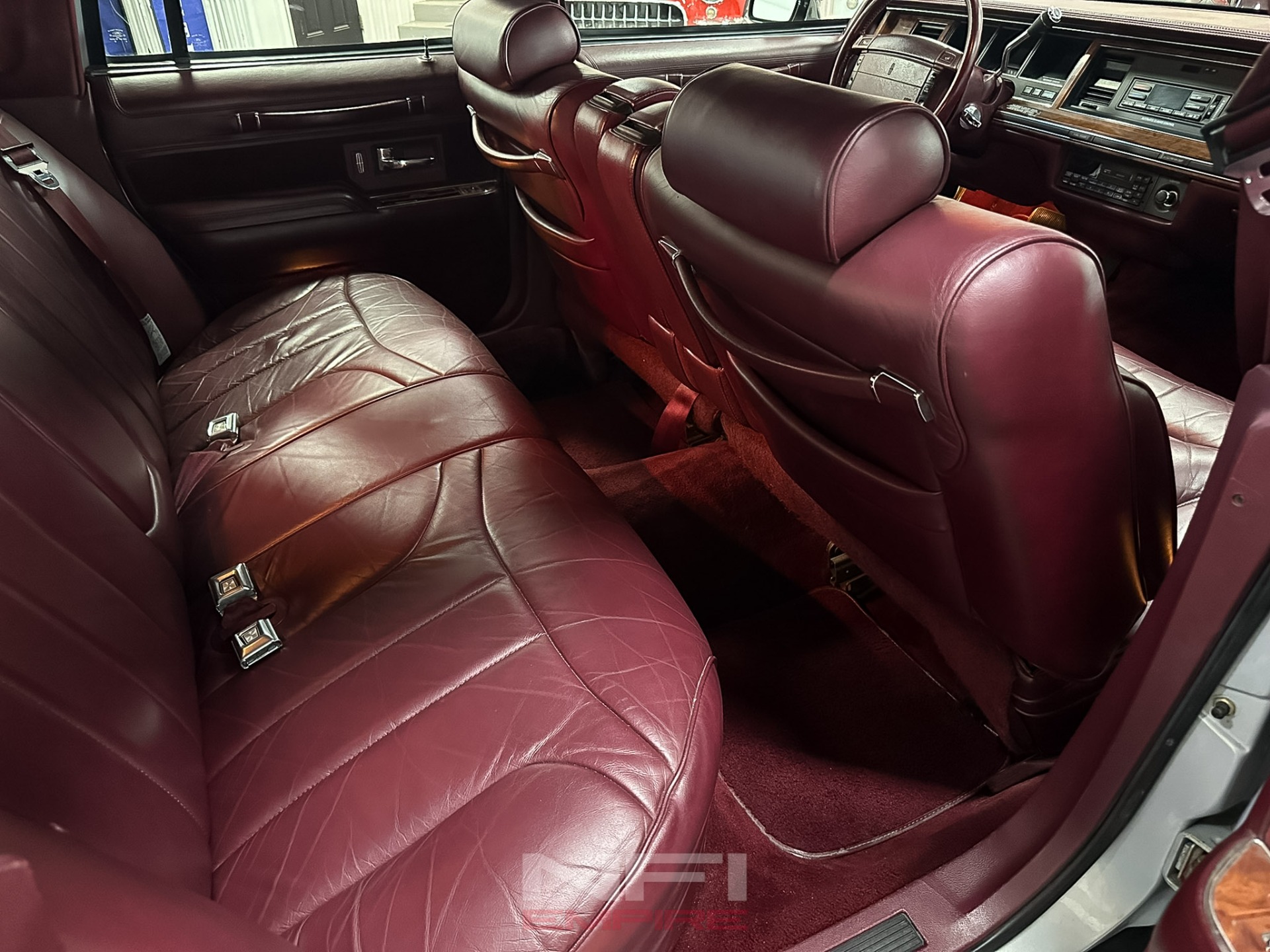 1994 Lincoln Town Car 38