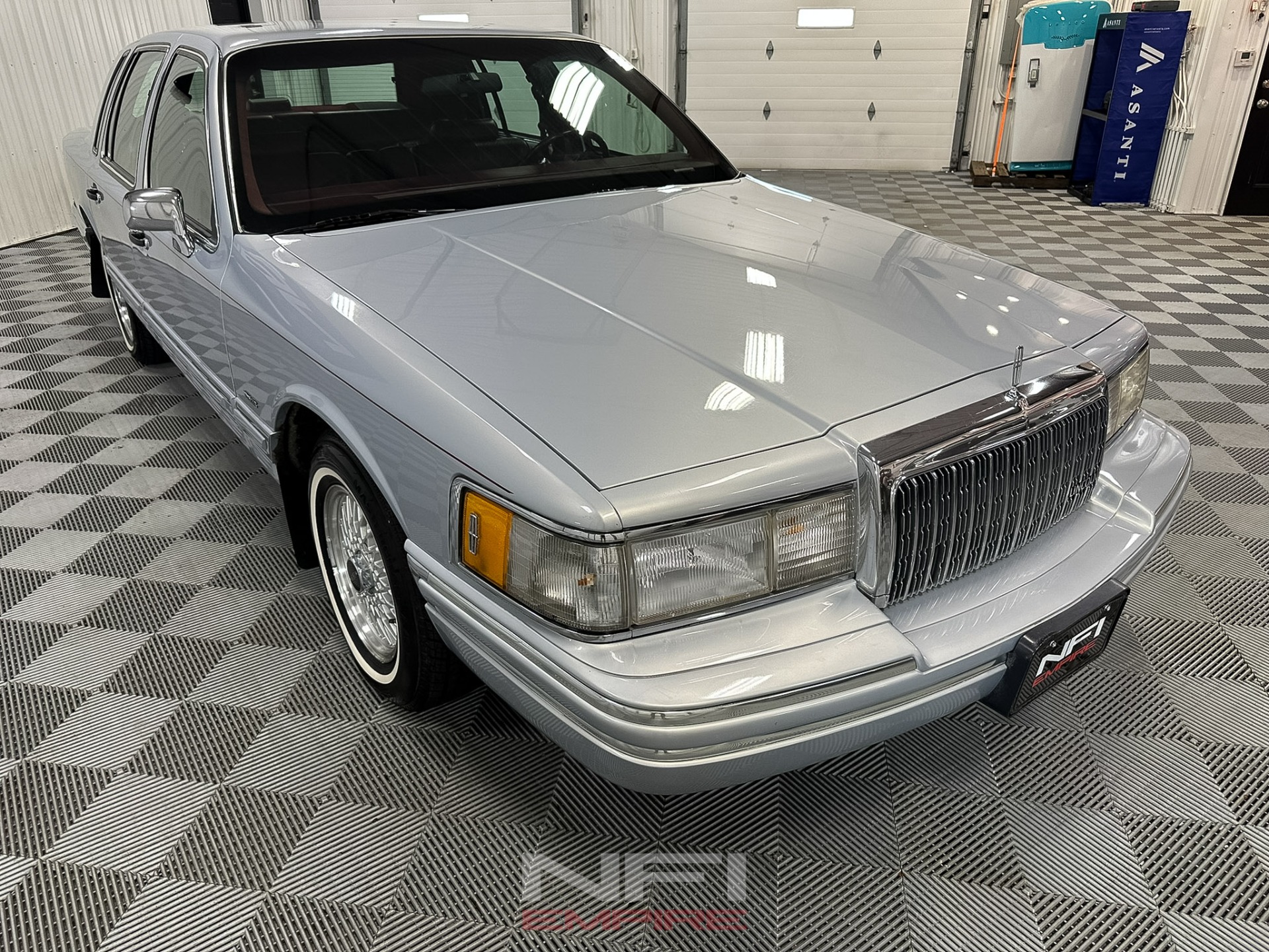 1994 Lincoln Town Car 5