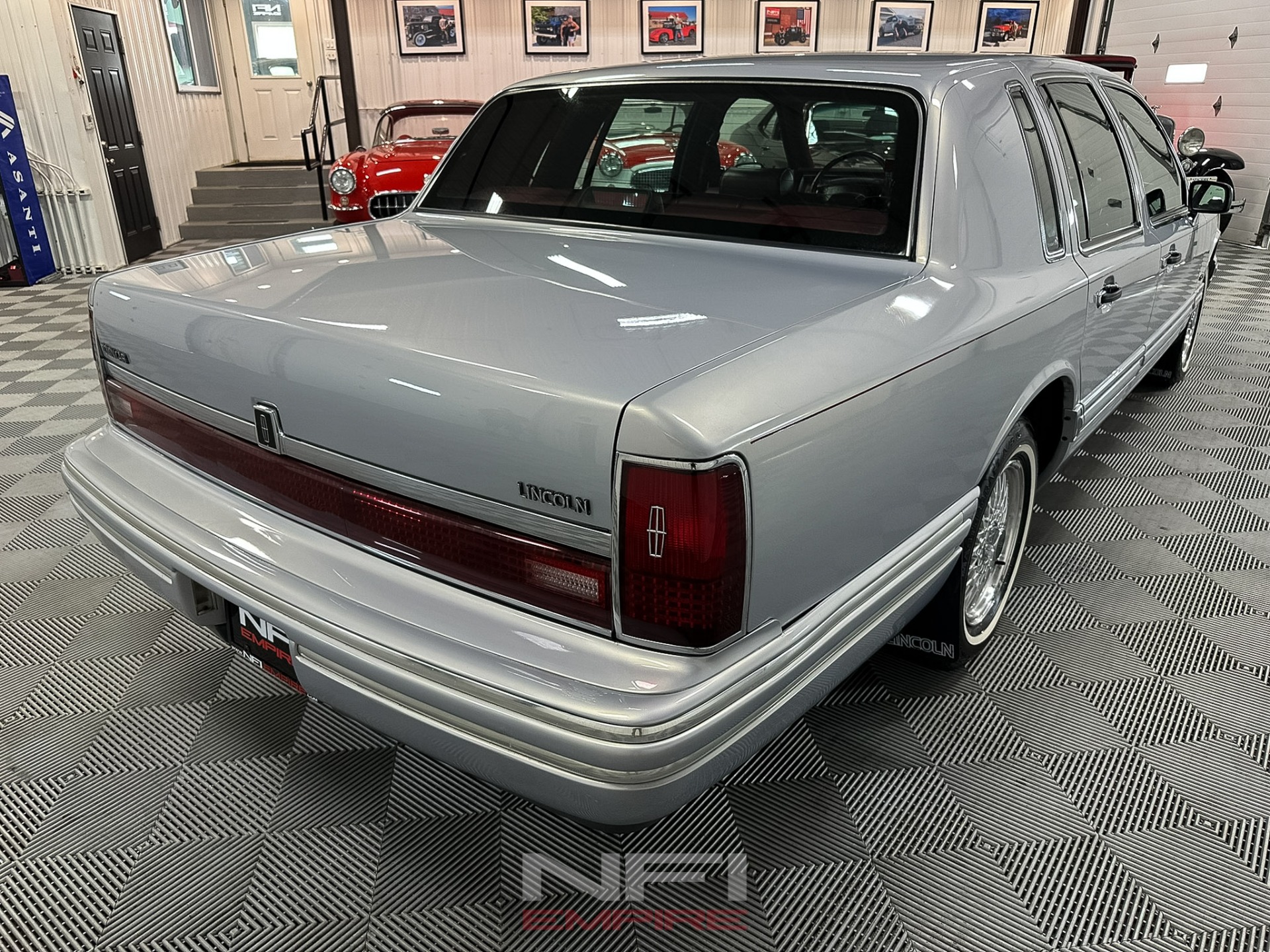 1994 Lincoln Town Car 8