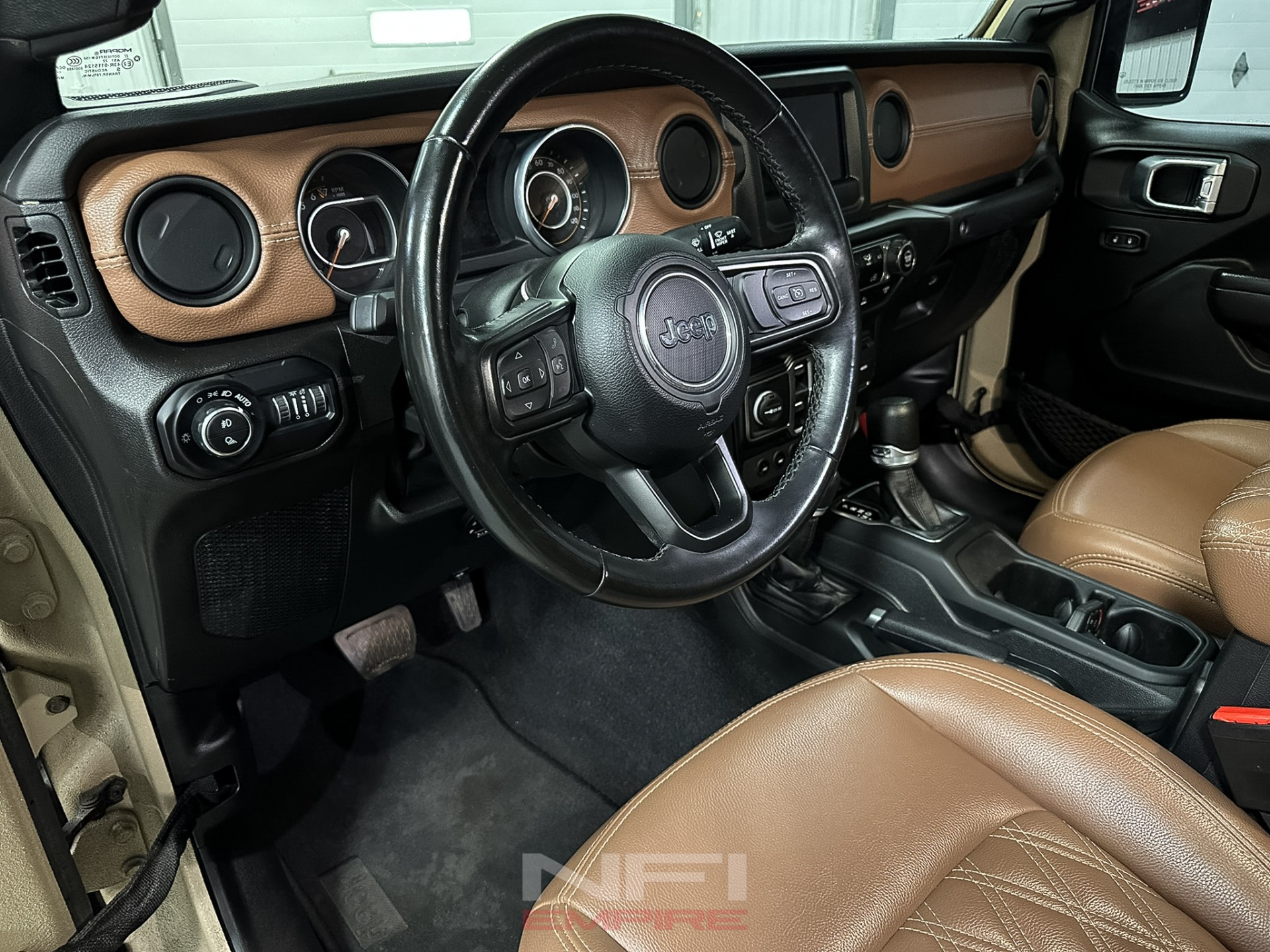 2022 Jeep Gladiator 23