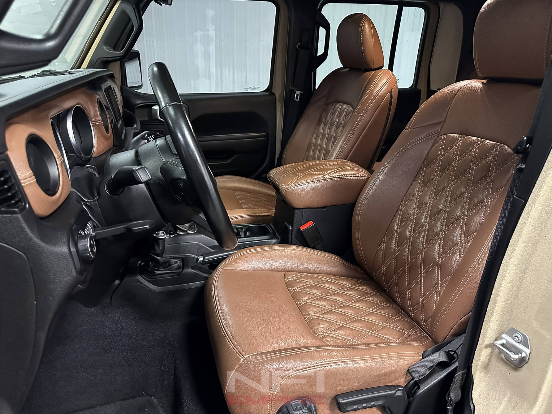 2022 Jeep Gladiator 24