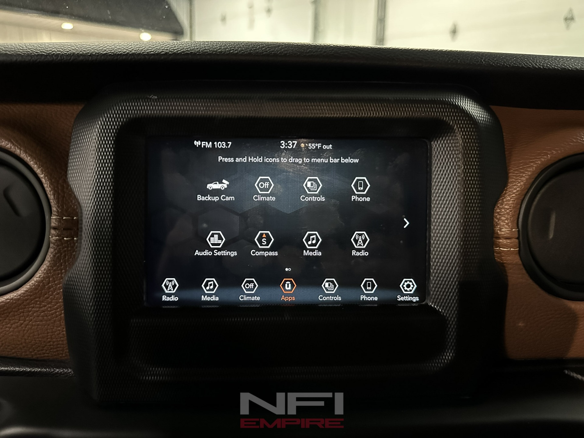 2022 Jeep Gladiator 27