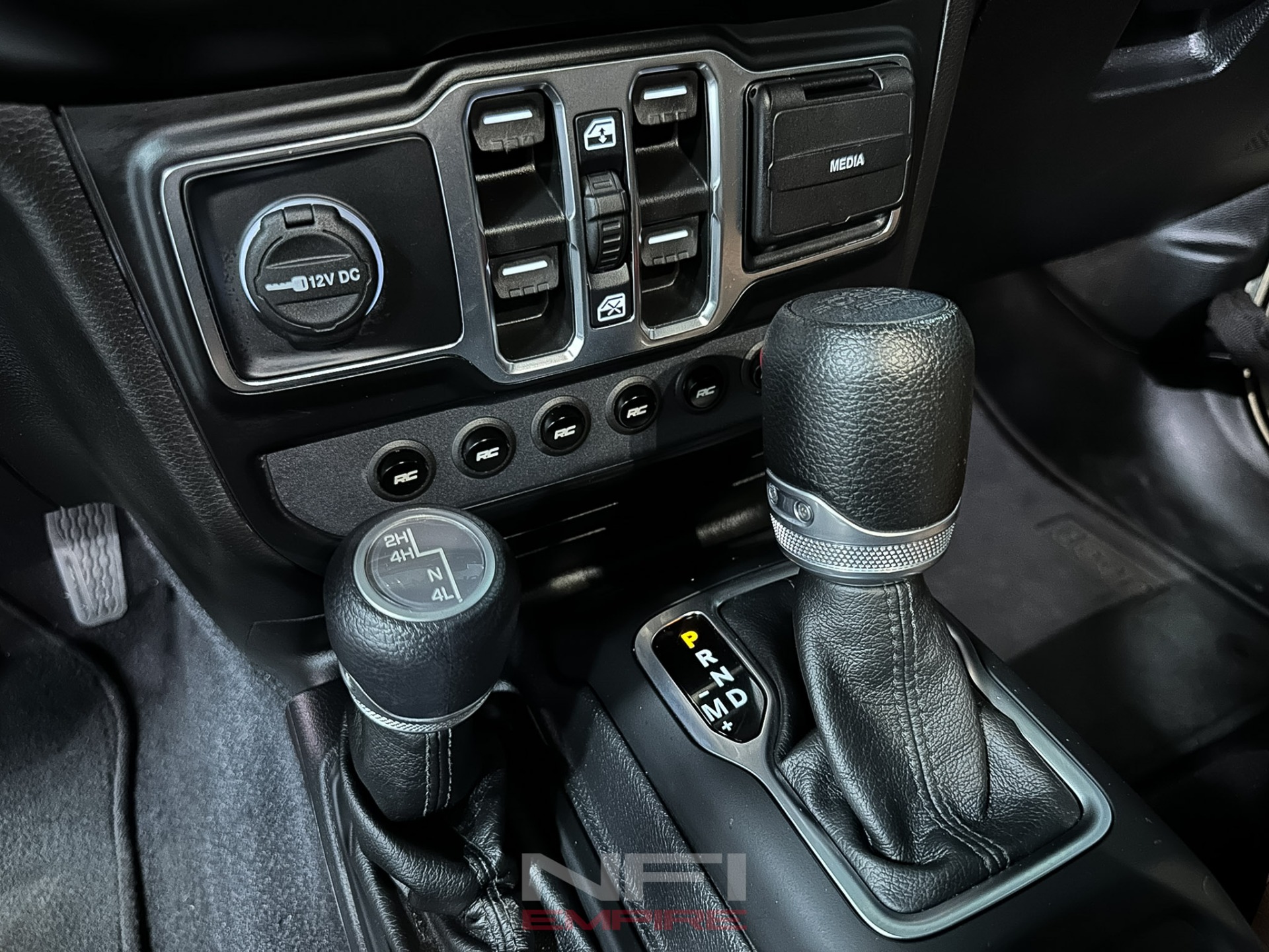 2022 Jeep Gladiator 29