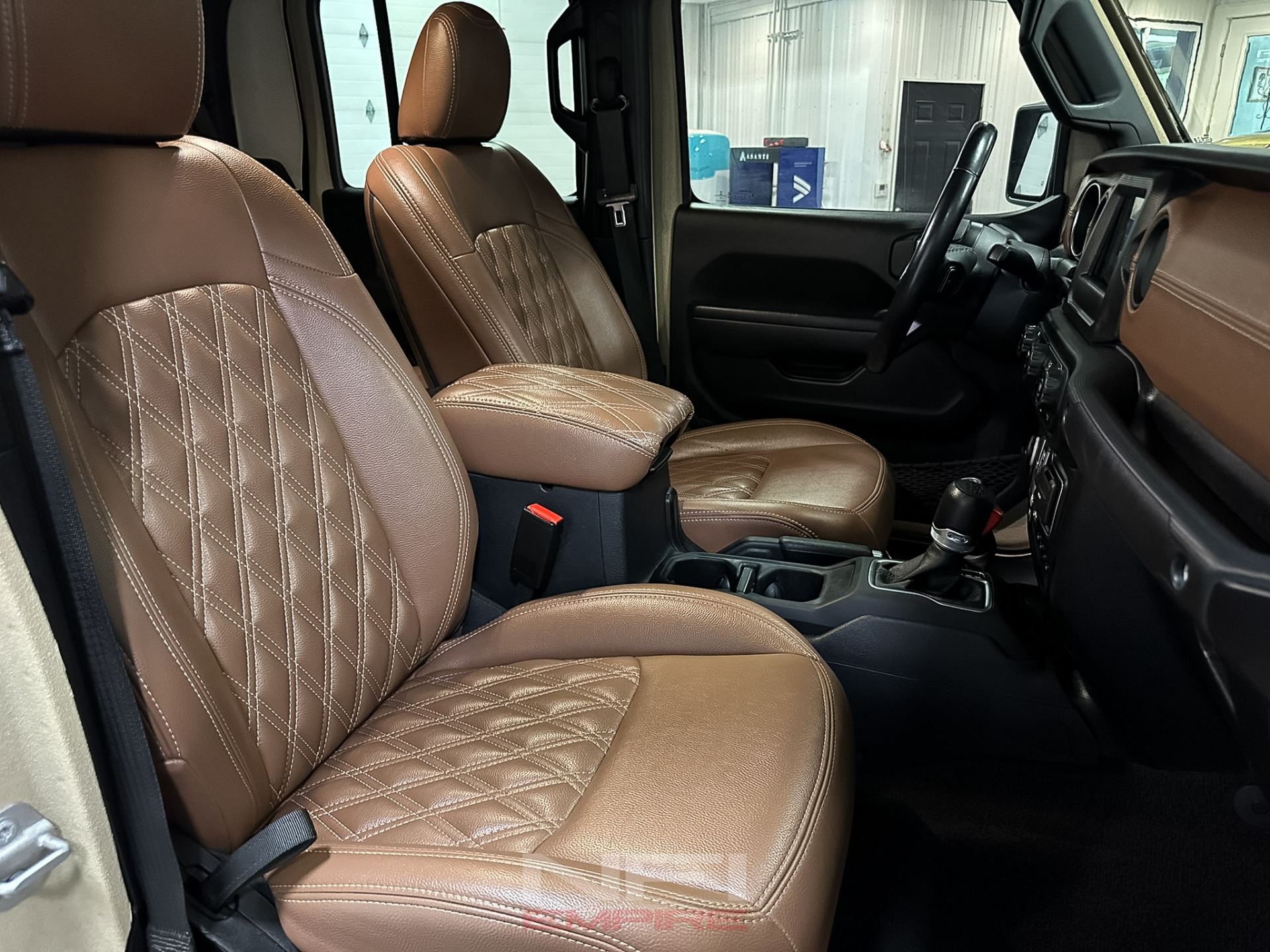 2022 Jeep Gladiator 33