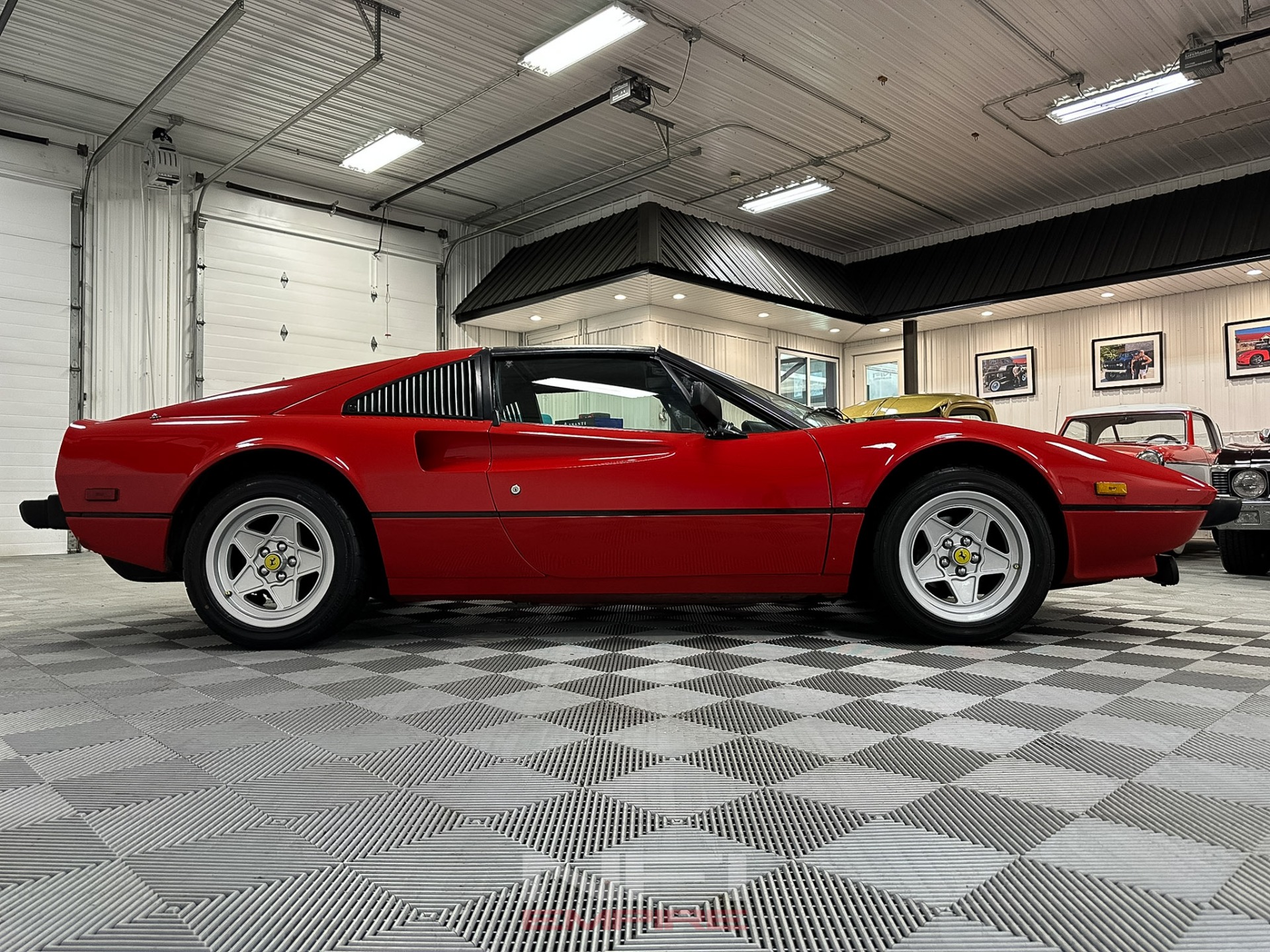 1981 Ferrari 308 GTSi Coupe 17