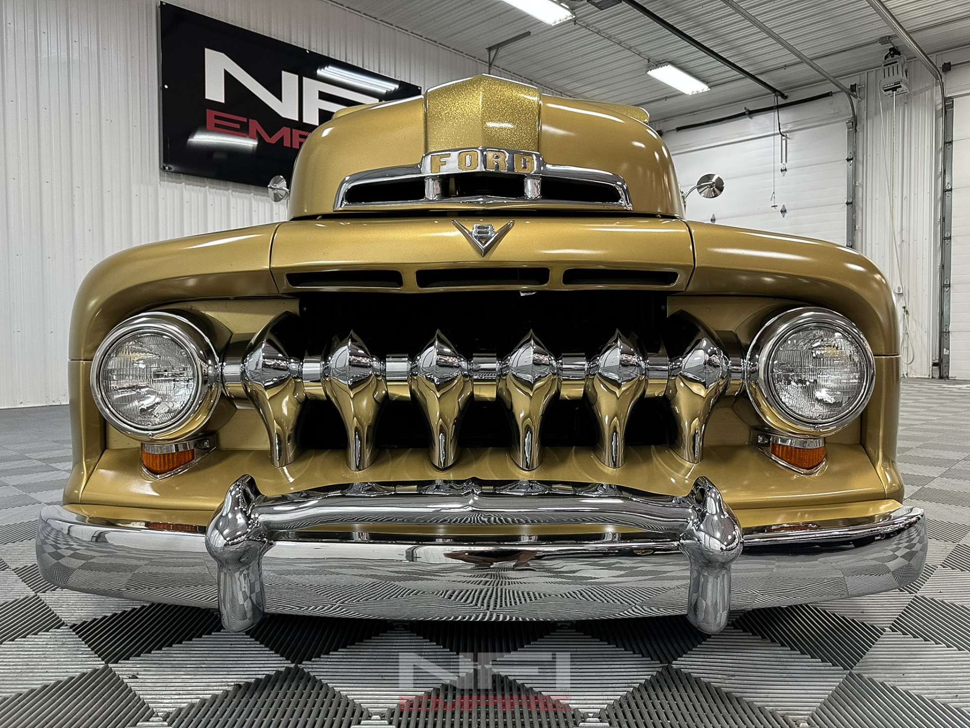 1951 Ford F-1 14
