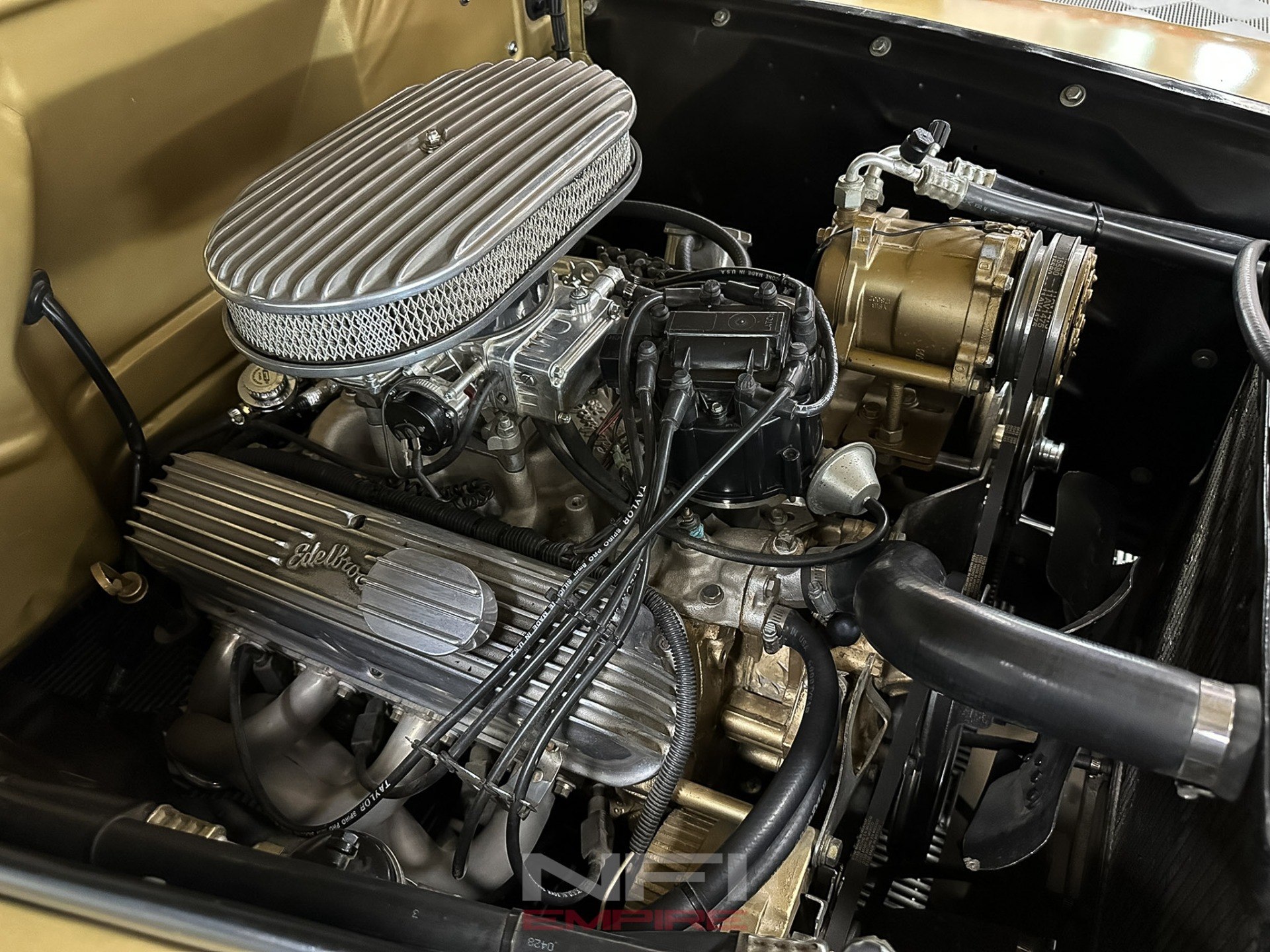 1951 Ford F-1 37