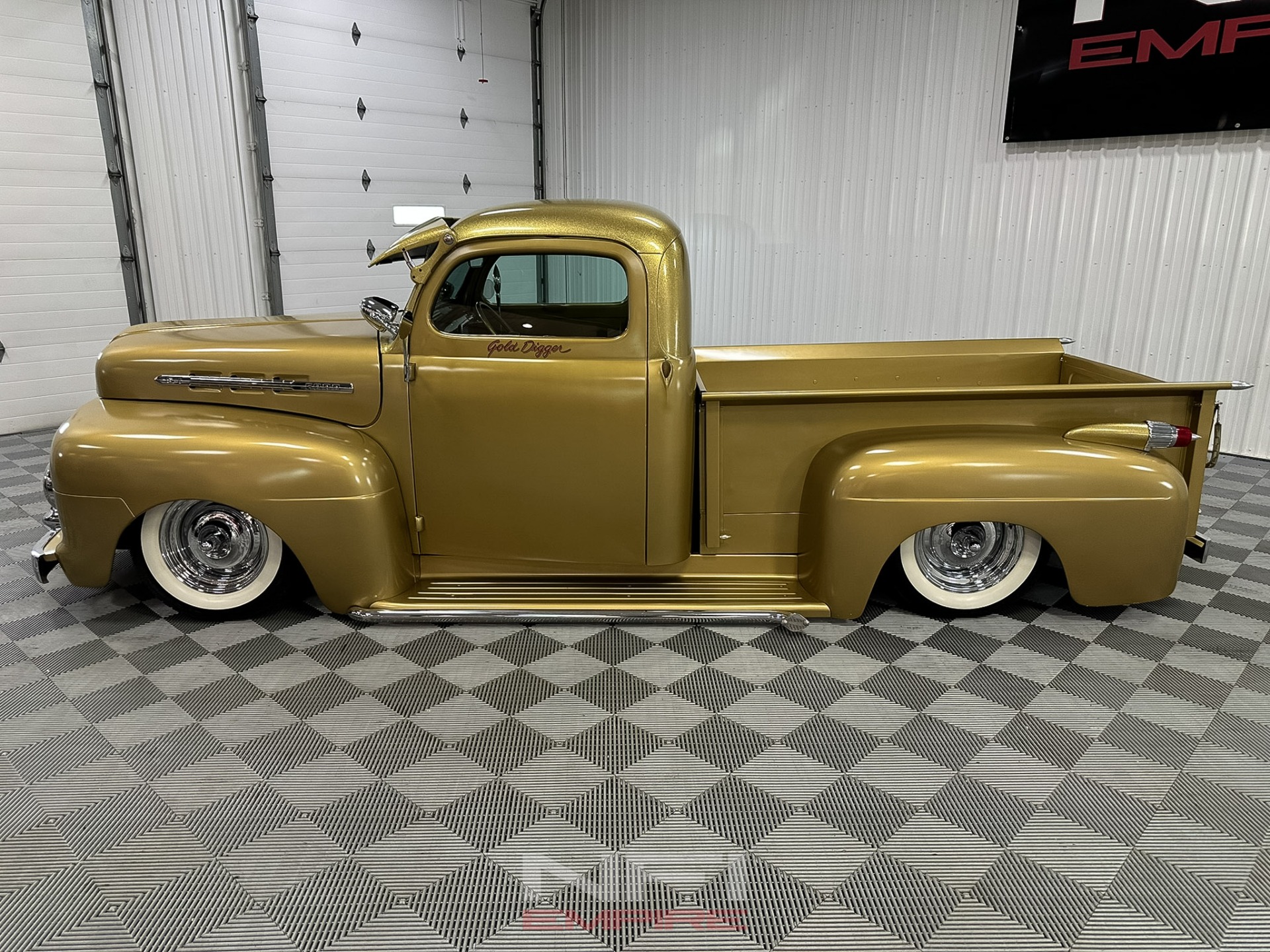 1951 Ford F-1 3