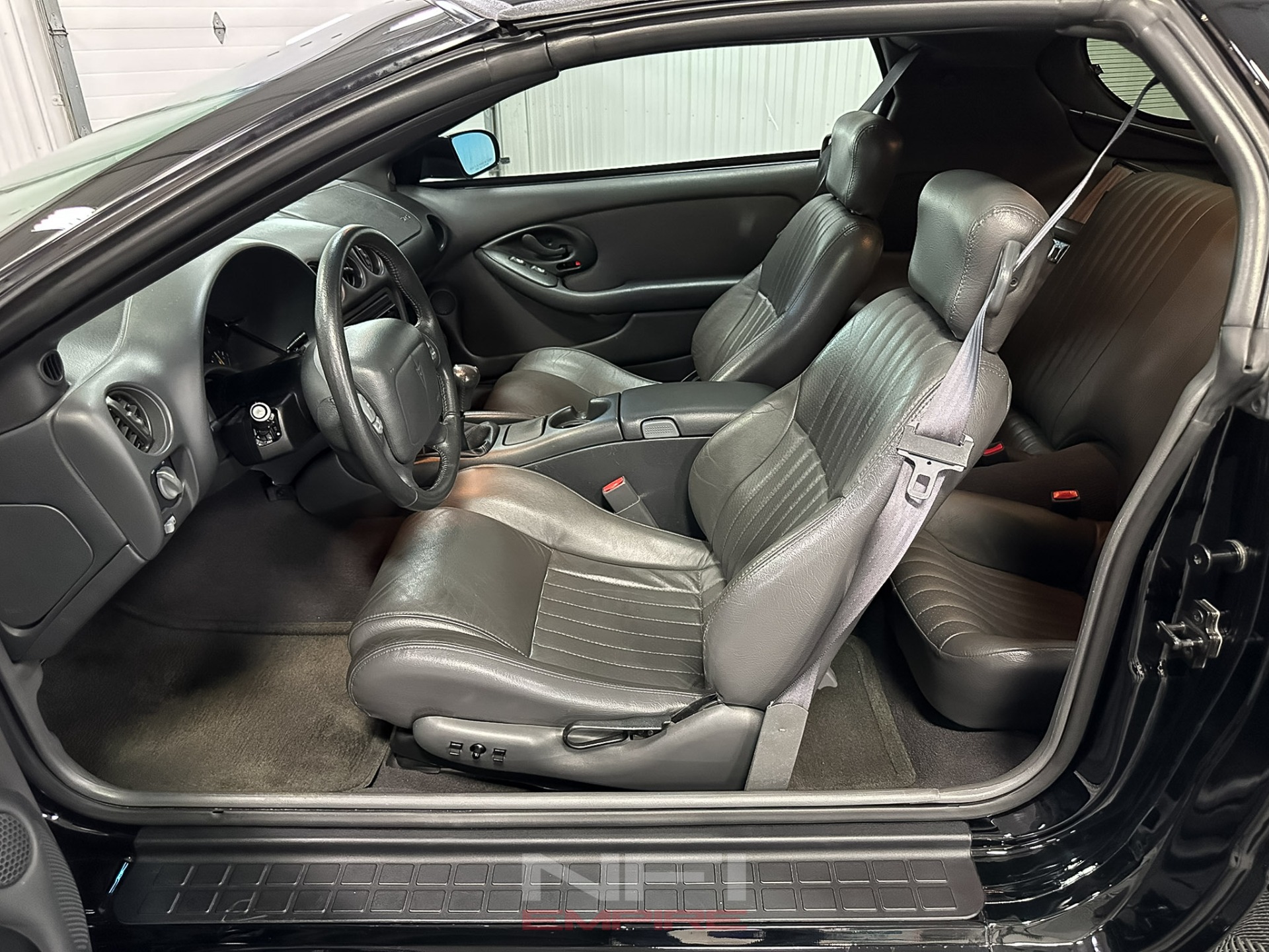 1998 Pontiac Firebird 32