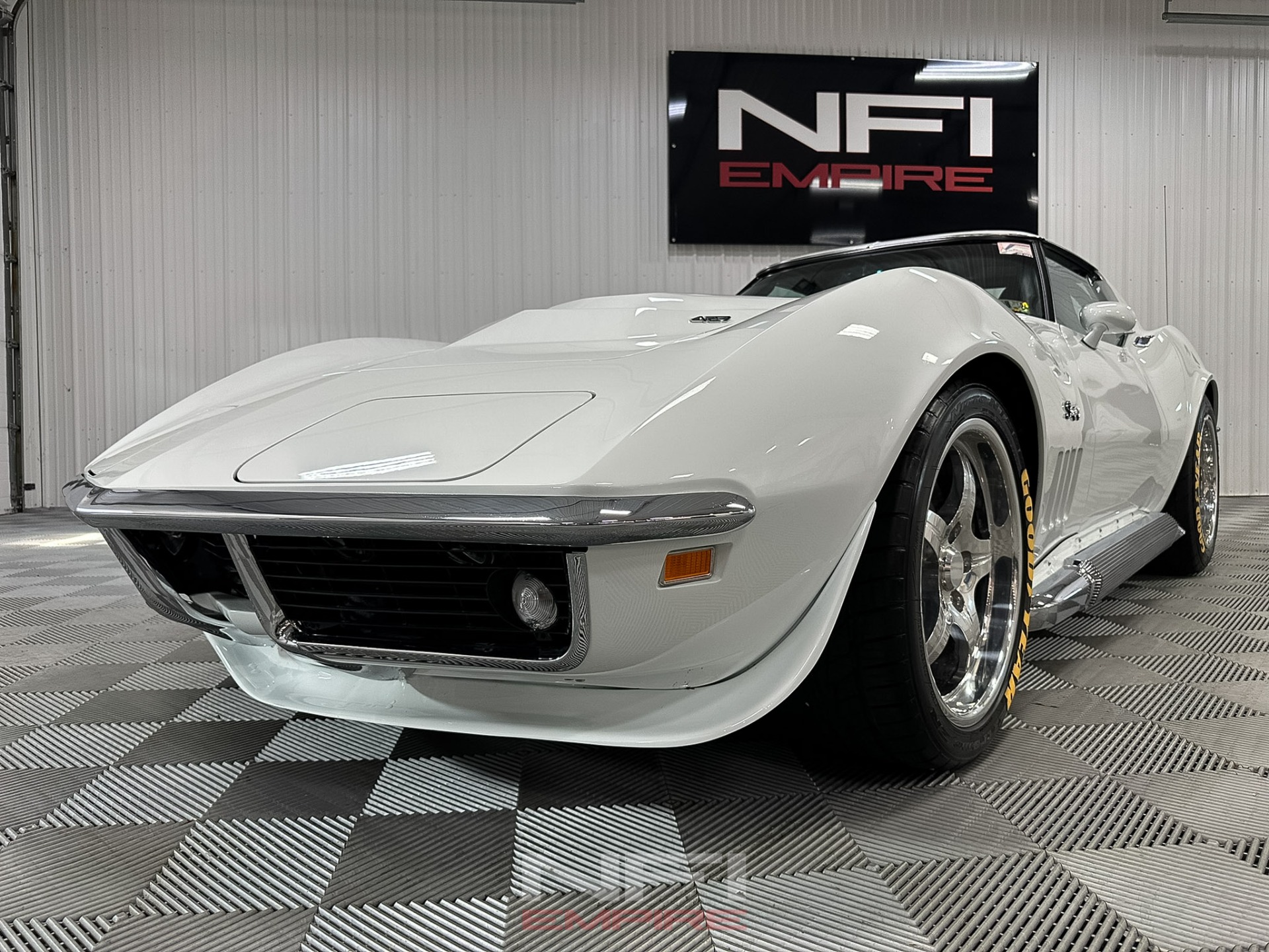 1969 Chevrolet Corvette 13