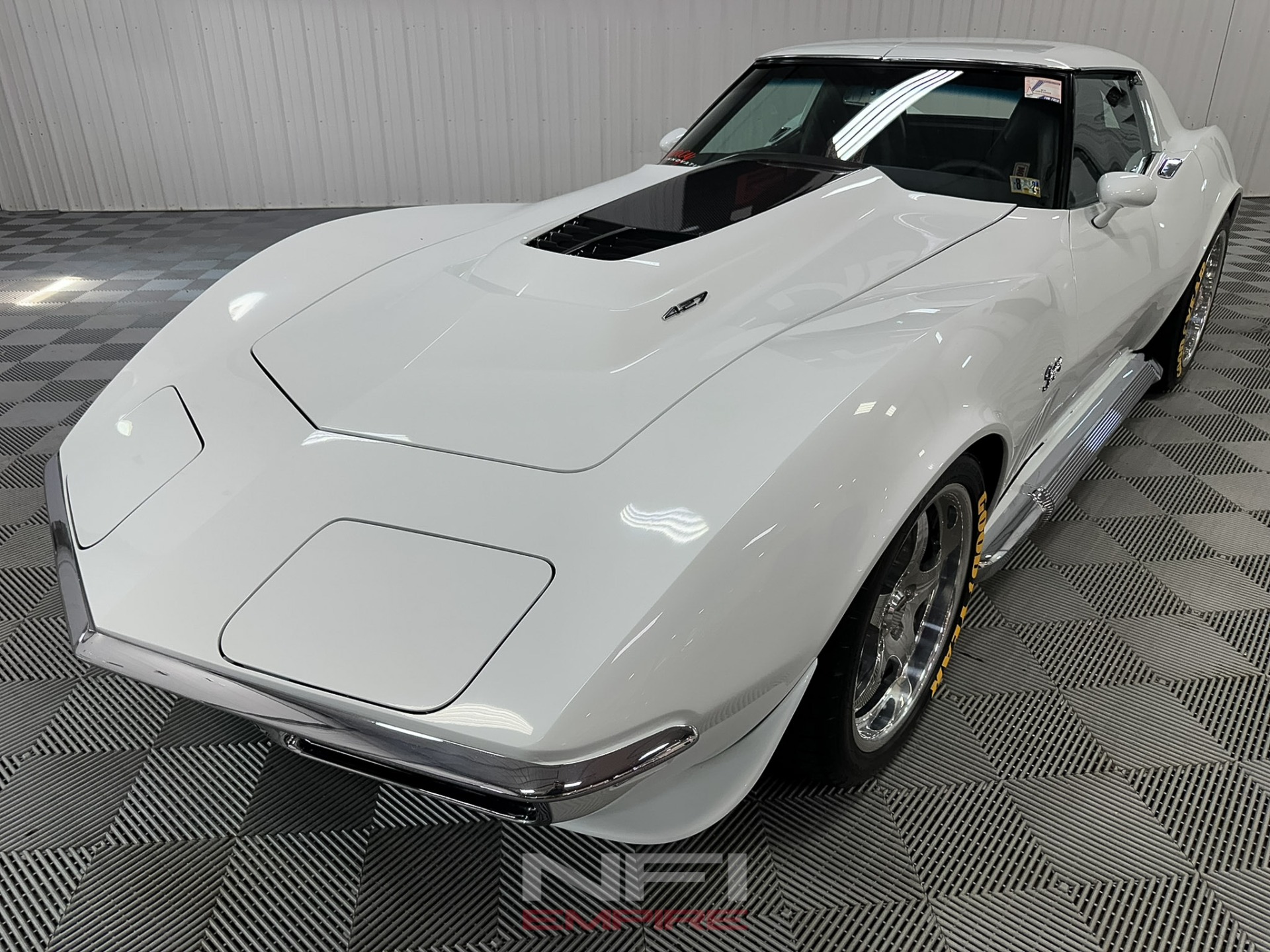 1969 Chevrolet Corvette 3