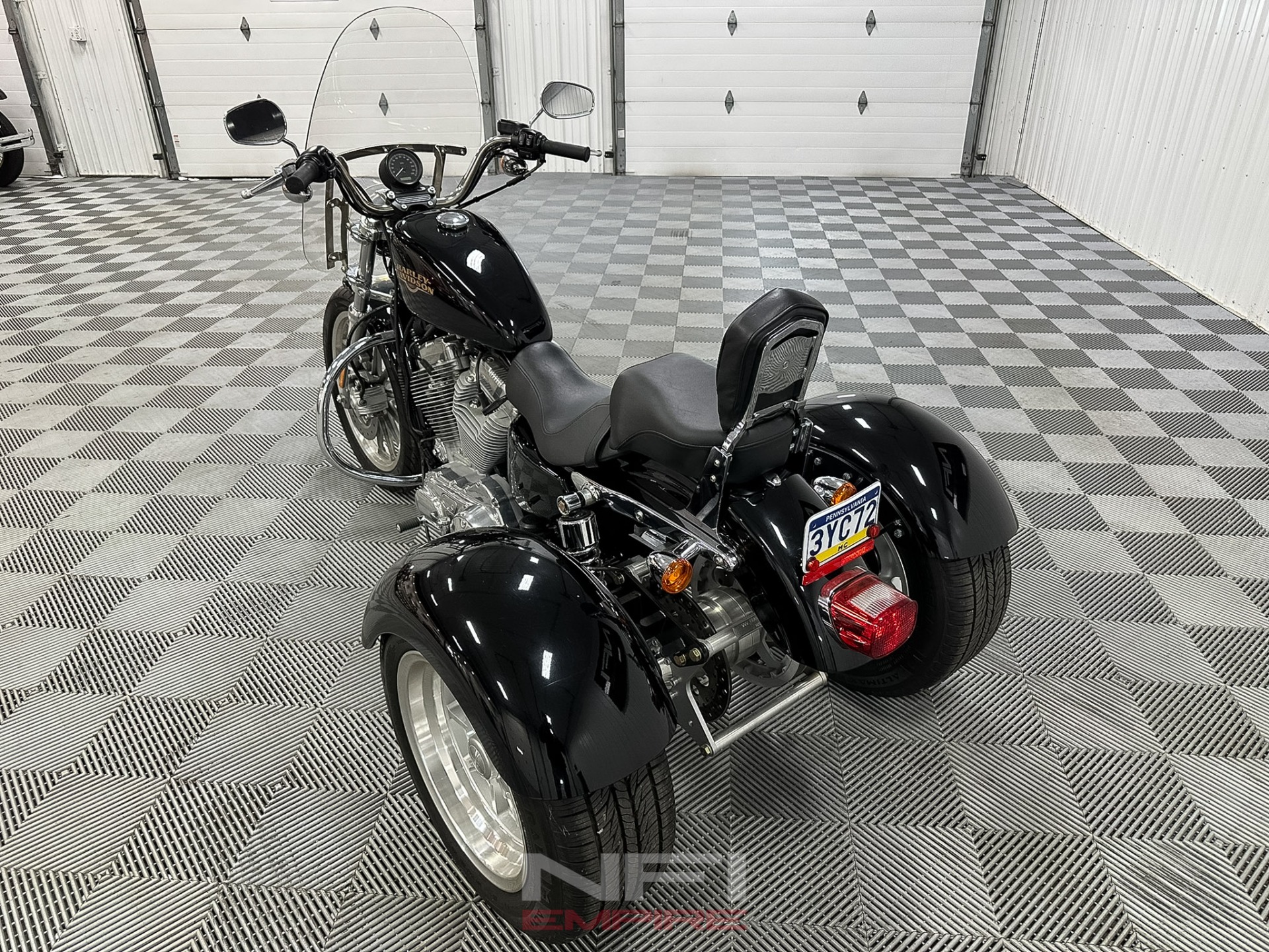 2009 Harley-Davidson XL883L Sportster 883 Low 10