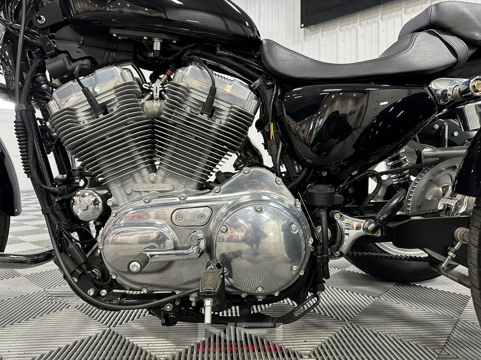 2009 Harley-Davidson XL883L Sportster 883 Low 23