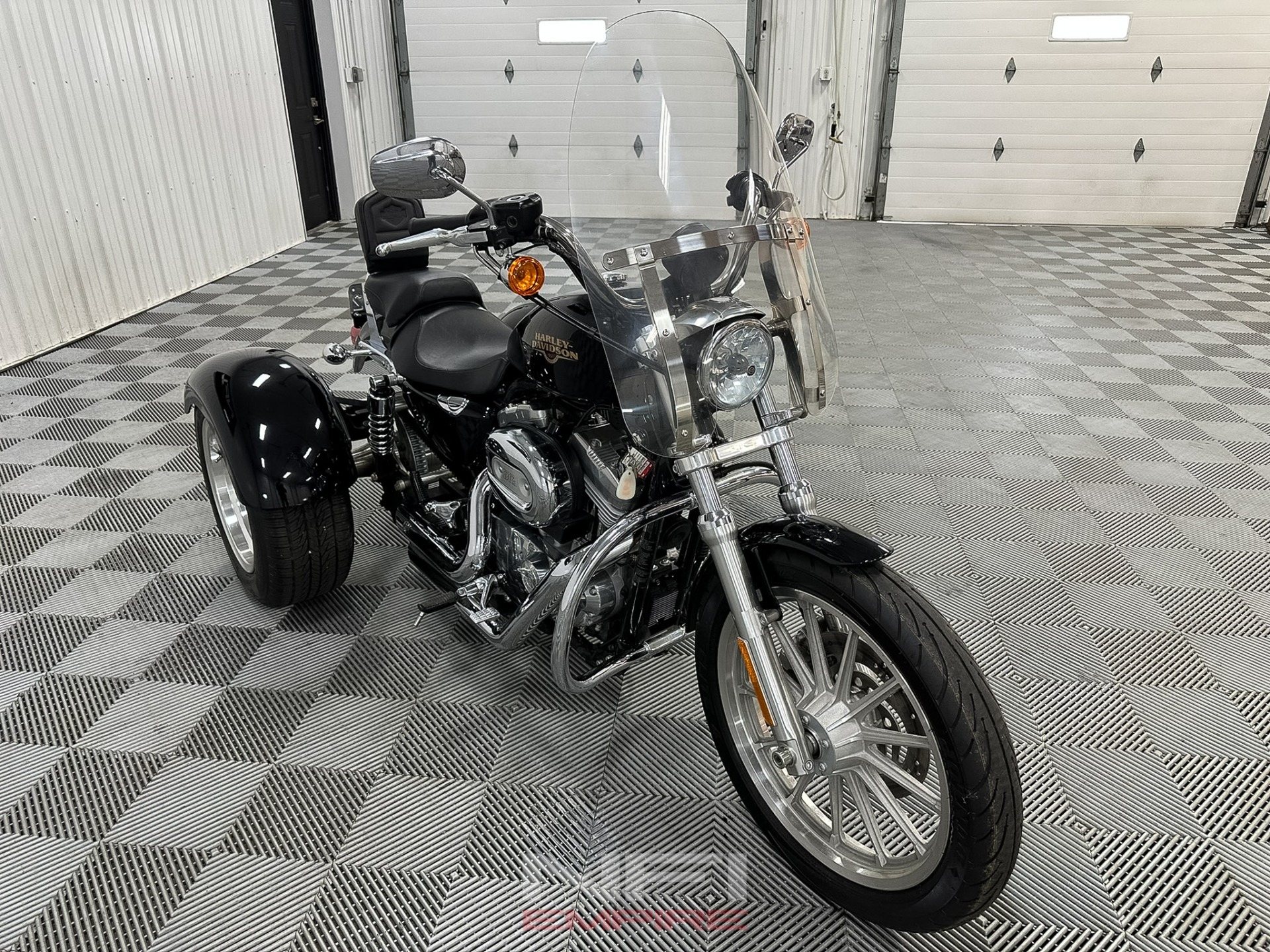 2009 Harley-Davidson XL883L Sportster 883 Low 5