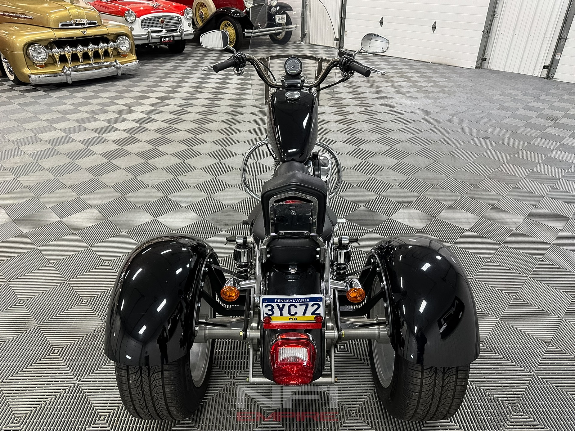2009 Harley-Davidson XL883L Sportster 883 Low 9