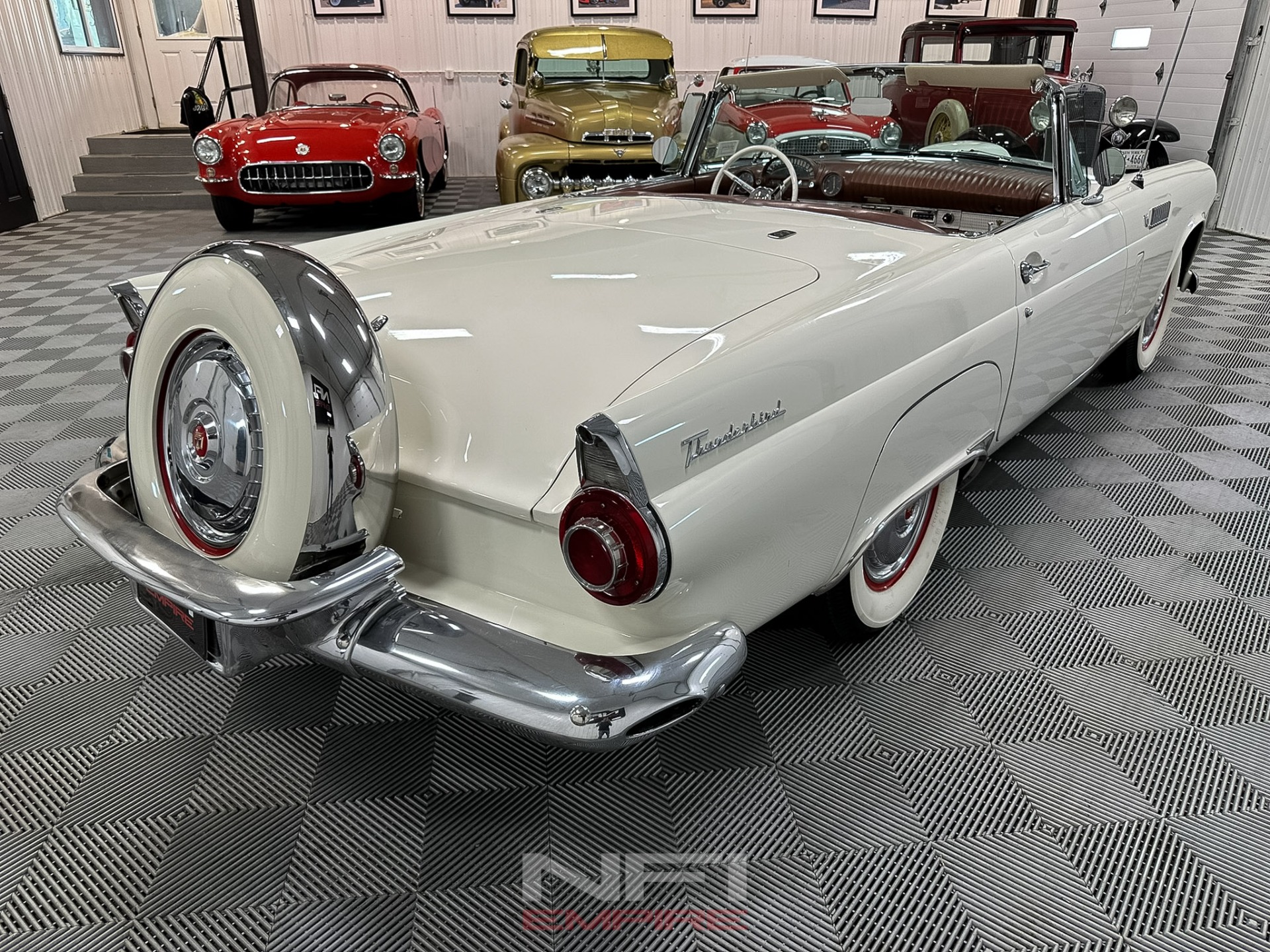 1956 Ford Thunderbird 20